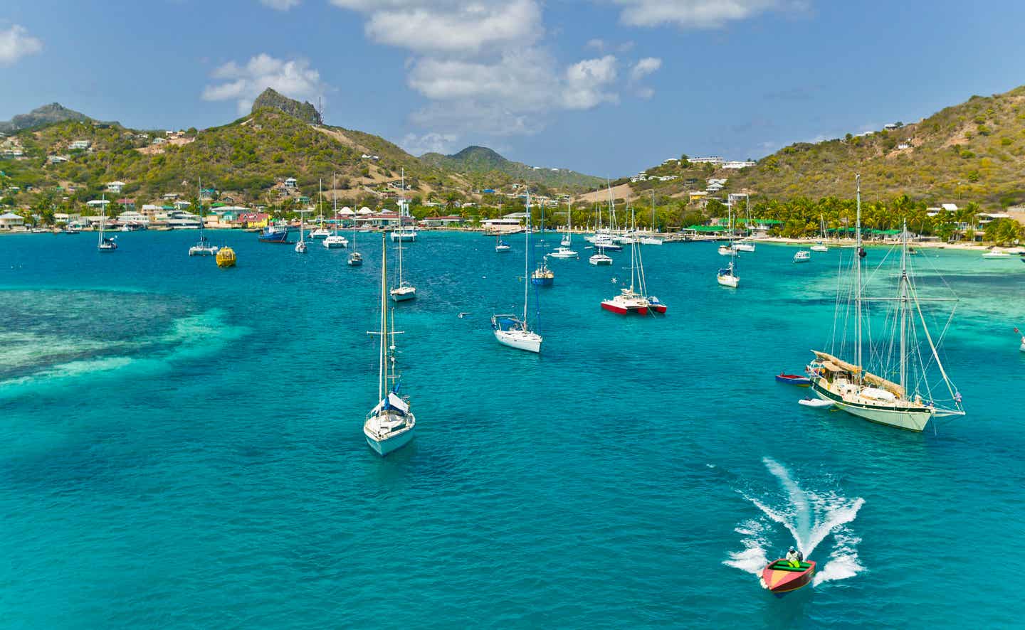 Barbados Urlaub: Yachten in einer Bucht