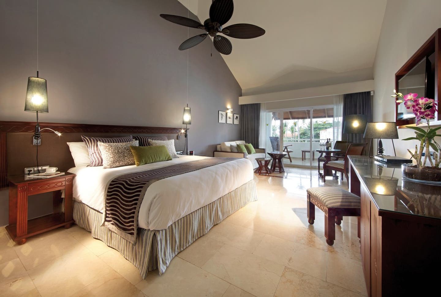 Wohnbeispiel Junior Suite Poolside