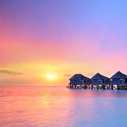 malediven-indischer-ozean-sonnenuntergang-t-453094933.jpg