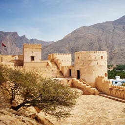 oman-fort-nakhl-t-476617968.jpg