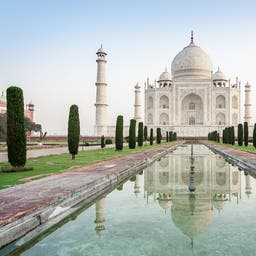 Indien-Denkmal-Taj-Mahal-g-485899645.jpg