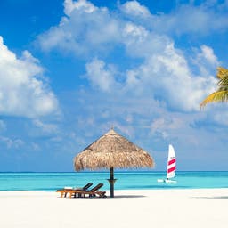 malediven-reisezeit-atmosphere-kanifushi-p-t49715.jpg