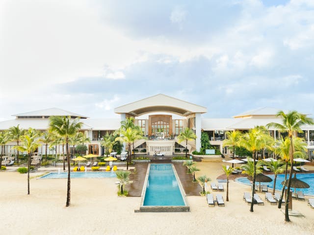 Poolanlage des Le Meridien direkt am Strand
