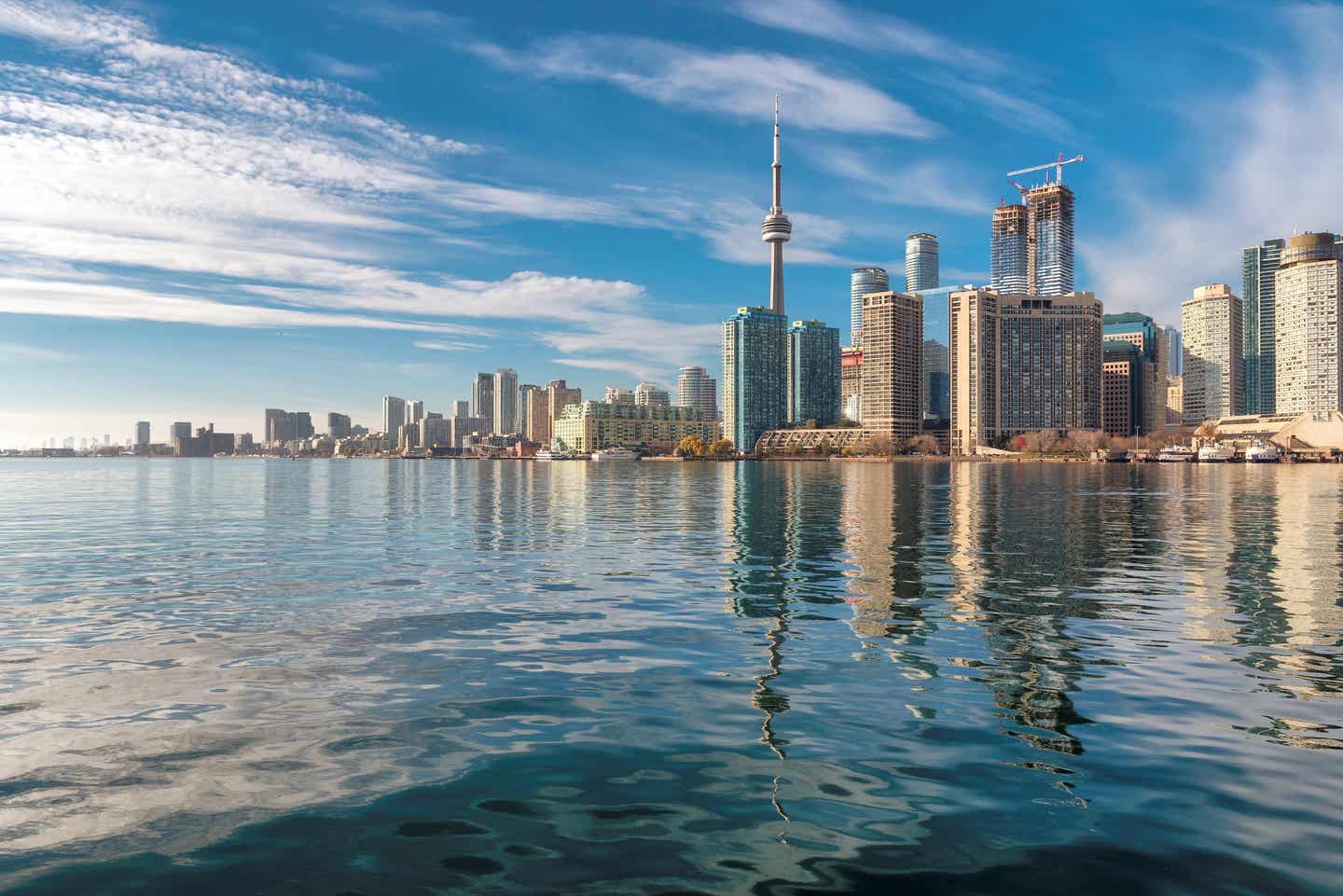 CN-Tower und die Skyline im Panorama