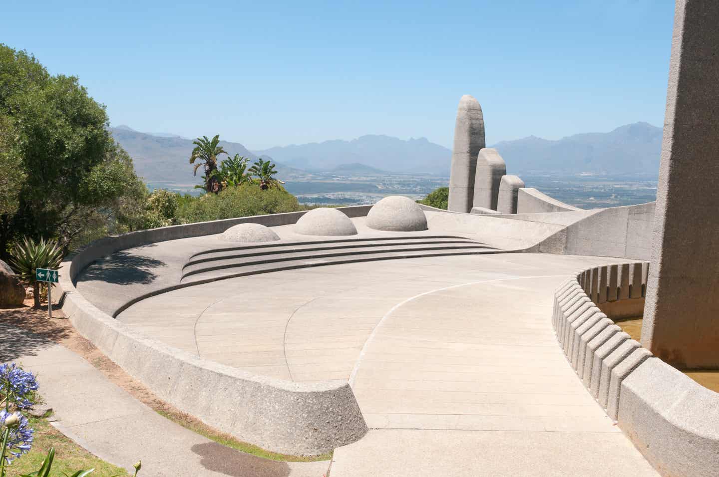 Südafrika Sehenswürdigkeiten: Denkmal zur Erinnerung an die Entwicklung der Afrikaans-Sprache in Paarl