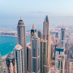 vae-dubai-skyline-g-816341808.jpg