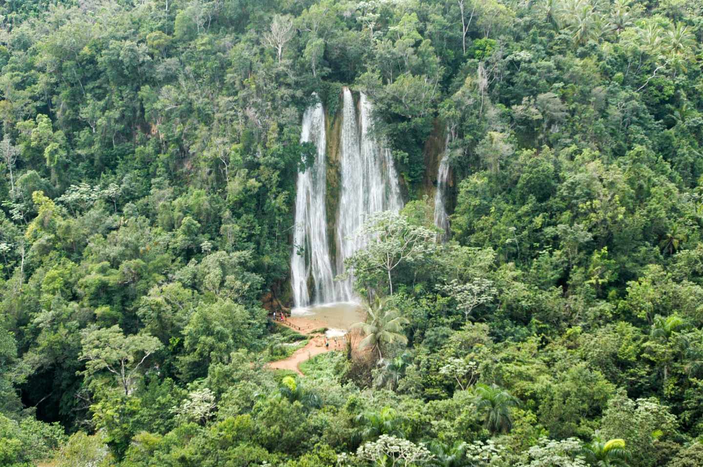 Dominikanische Republik Sehenswürdigkeiten: Salto El Limón