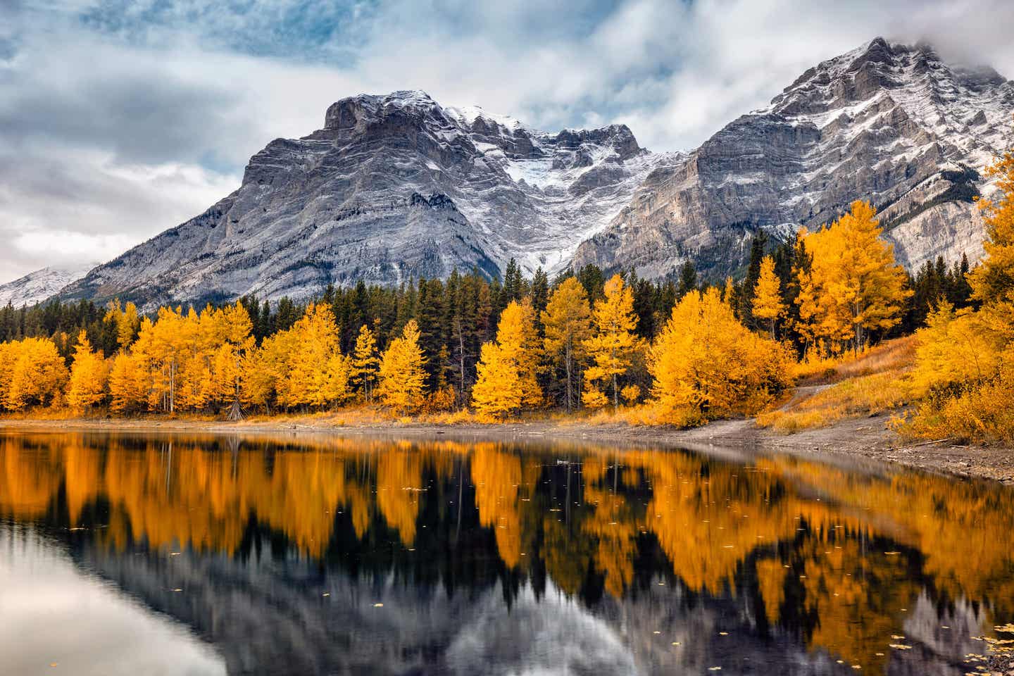 Der Banff-Nationalpark im Herbst