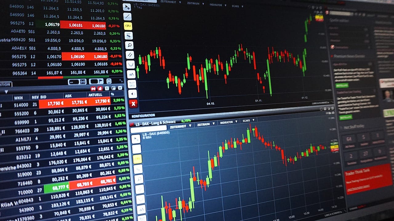 https://eu-images.contentstack.com/v3/assets/blt7dacf616844cf077/blt7d693f7d94c17a0a/67994dfd7787f48732cea416/chart-1905225_1280.jpg?auto=webp&disable=upscale&format=jpg&quality=80&width=1280
