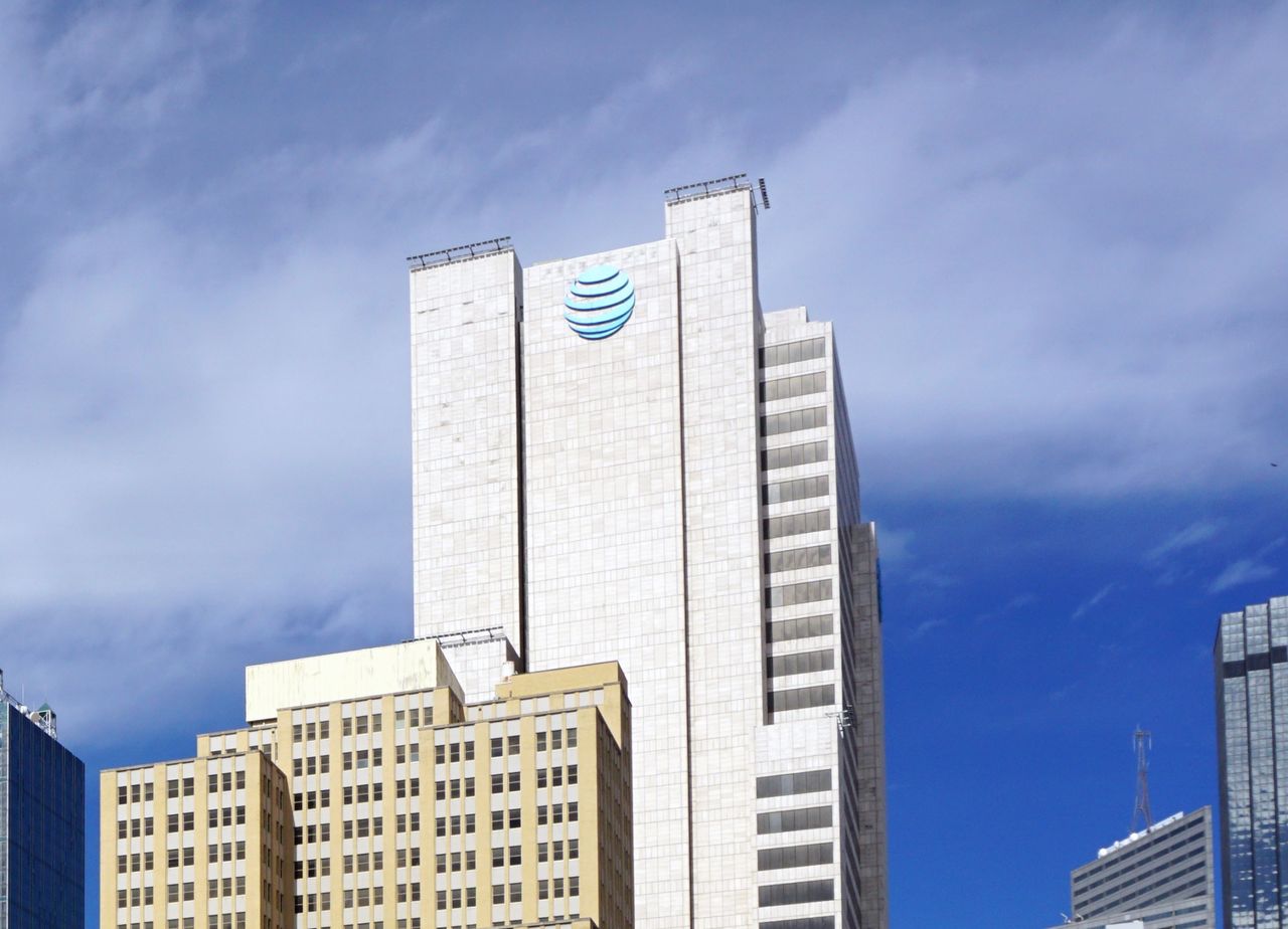 Exclusive: Oracle FS wins major lending deal with AT&T
