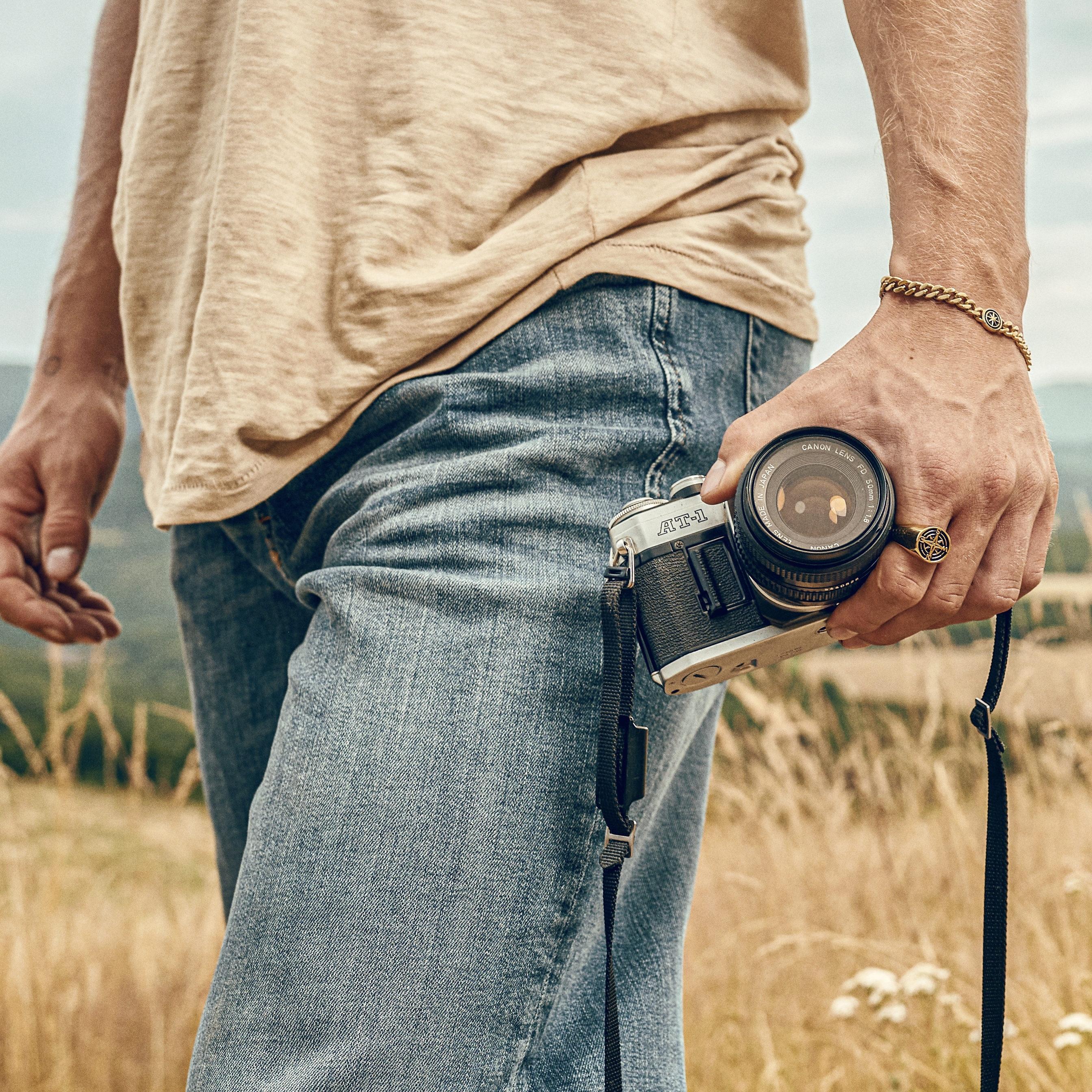 Atlas | Goldfarbener Kompass-Siegelring  - 4