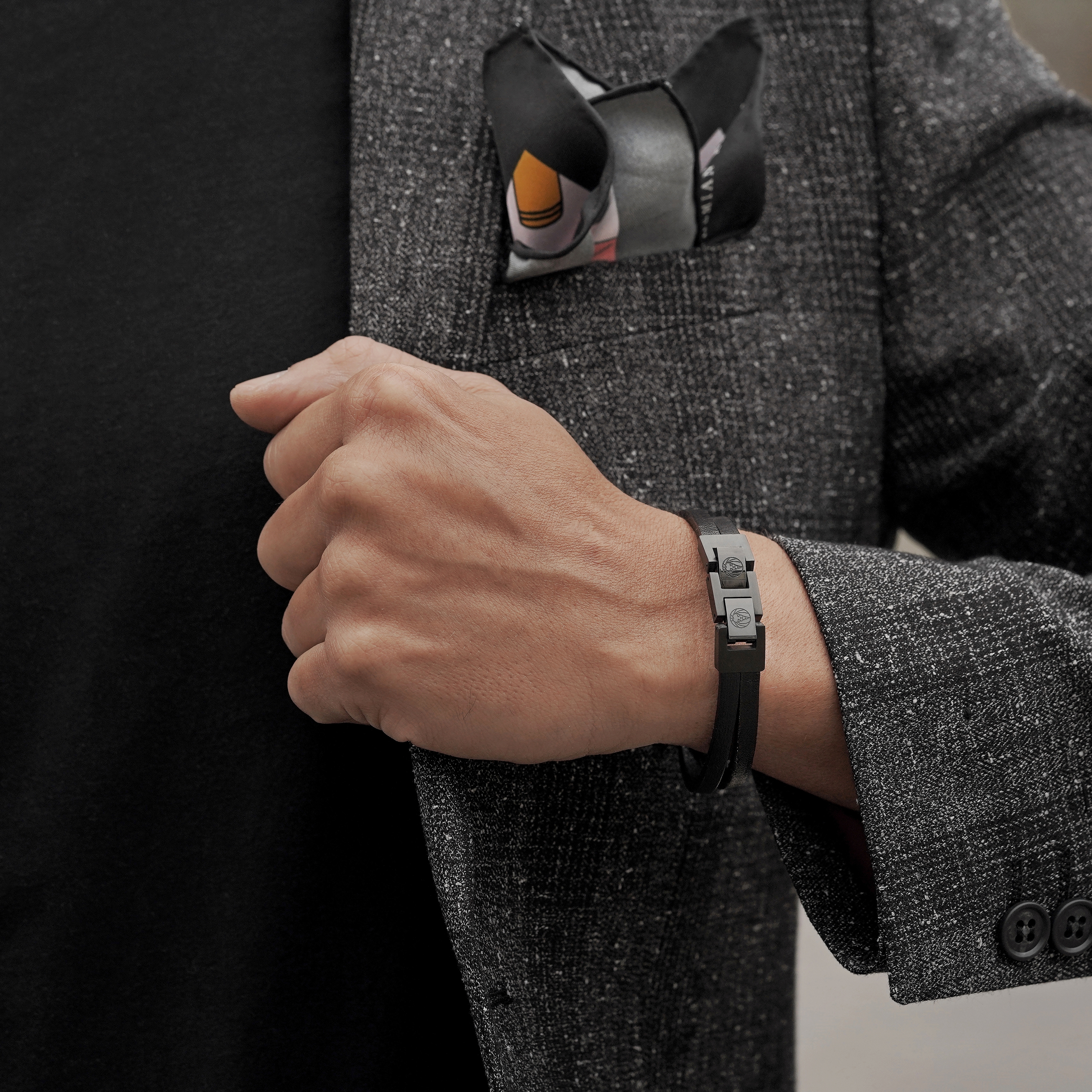 Roy Armband Einfach Wickelstil In Schwarz & Dunkel - 5