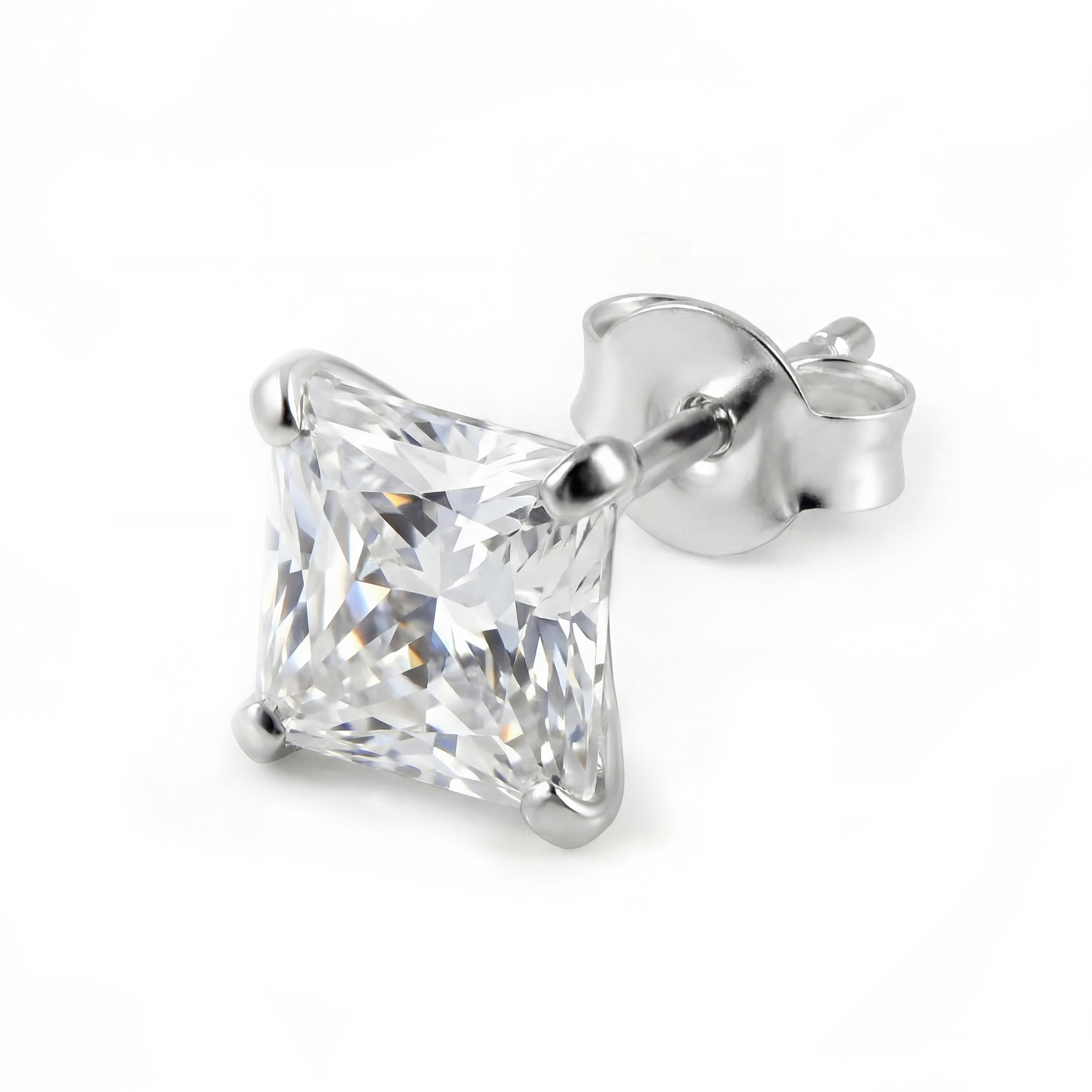 Lucid | Vierkante 8 mm zirkonia oorknop van 925 sterling zilver Lucid | Vierkante 8 mm zirkonia oorknop van 925 sterling zilver