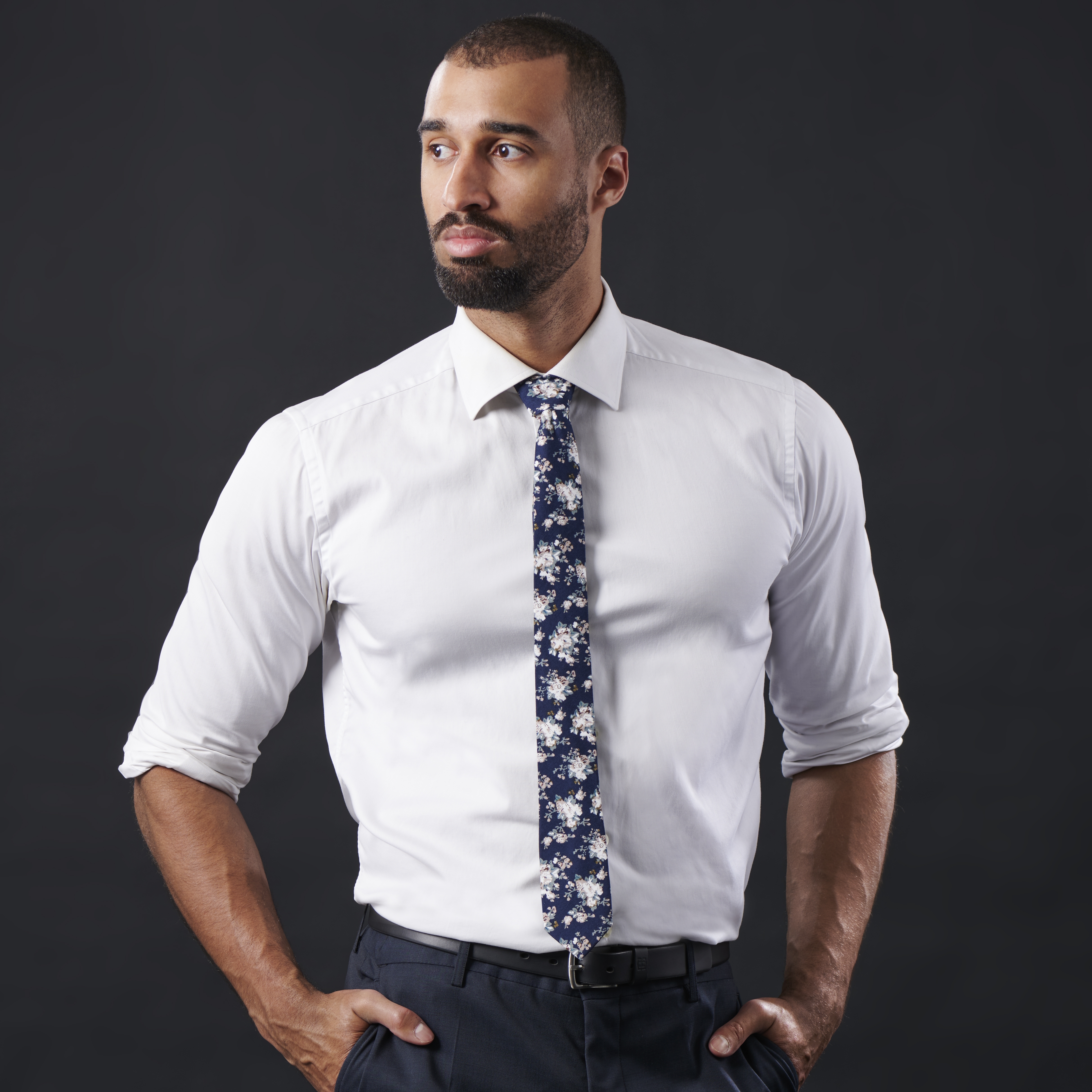 Modro-biela kvetinová kravata - 4