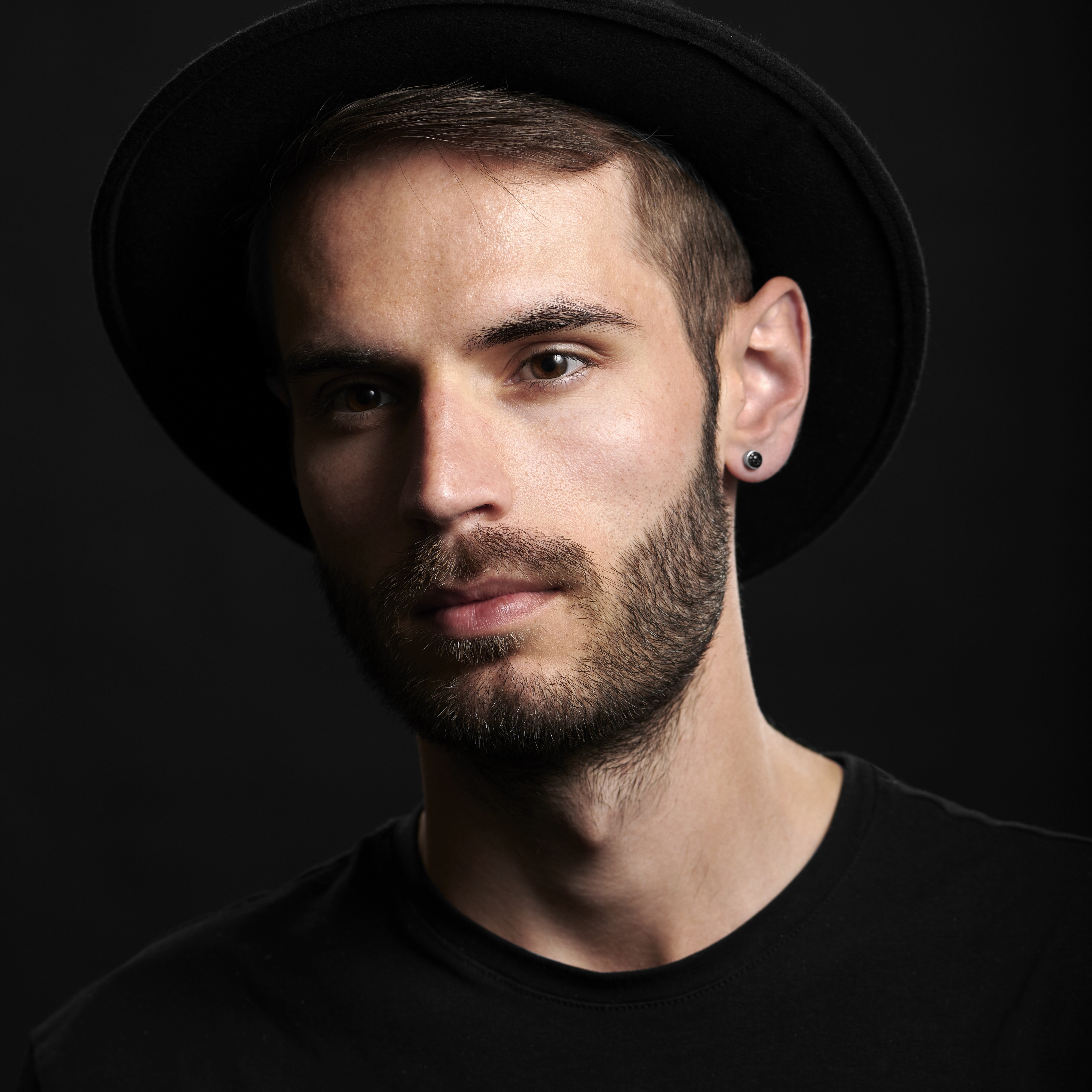 Zwarte 6 mm Zirkonia Magnetische Oorbel - 6