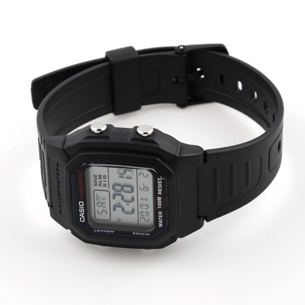 CASIO - Black Retro Ur - 2