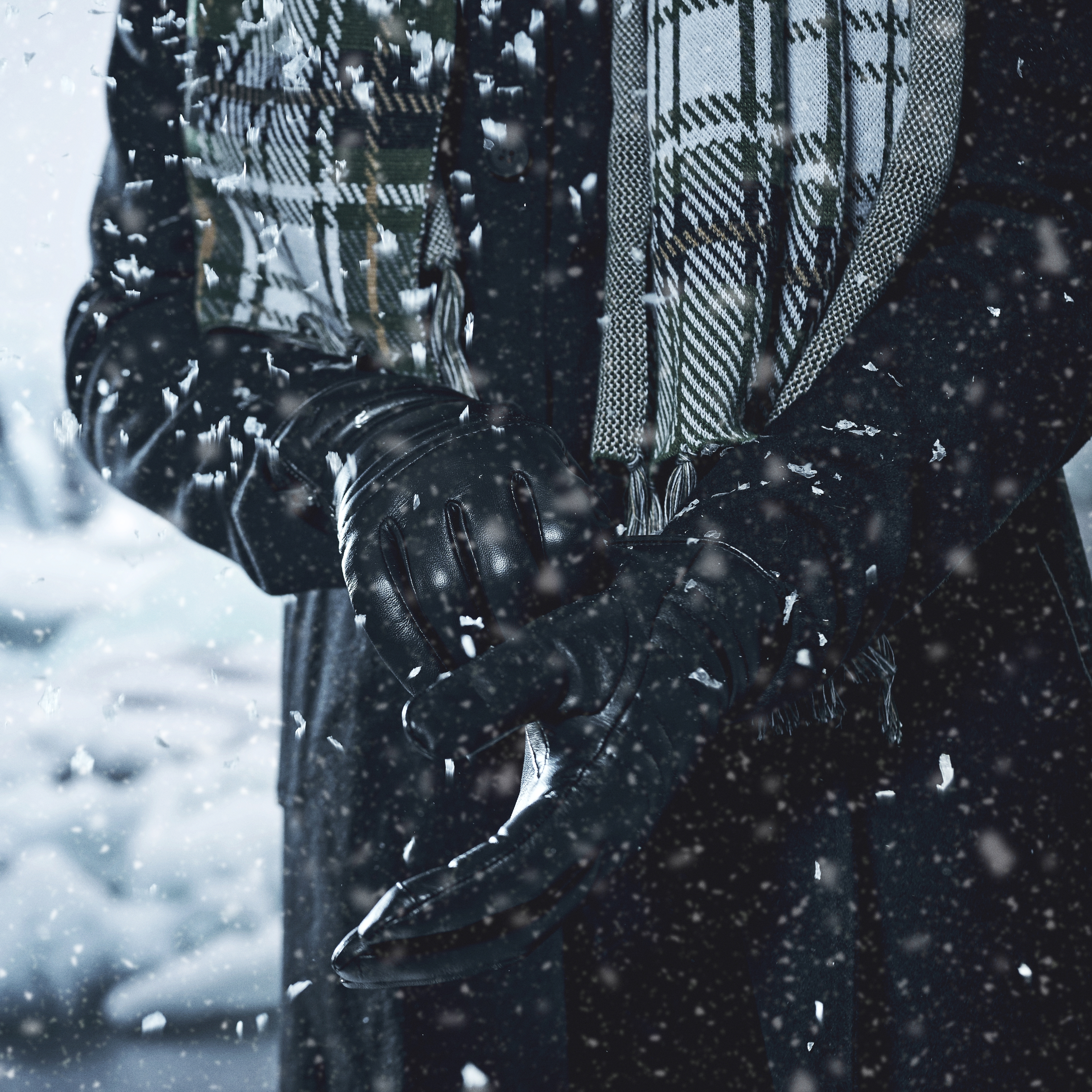 Черни оребрени кожени ръкавици за сензорен екран - 3