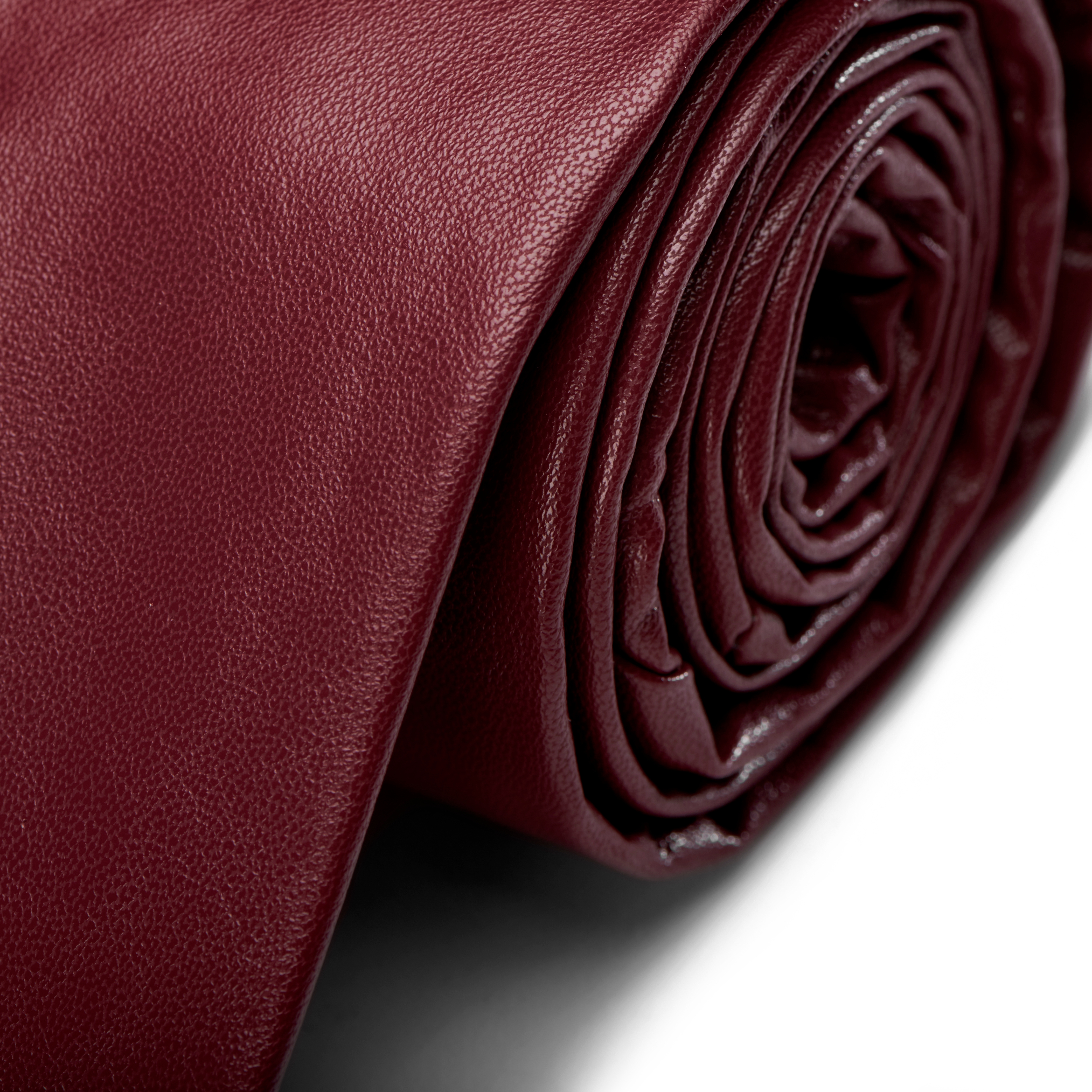 Corbata estrecha de cuero sintético roja - 2