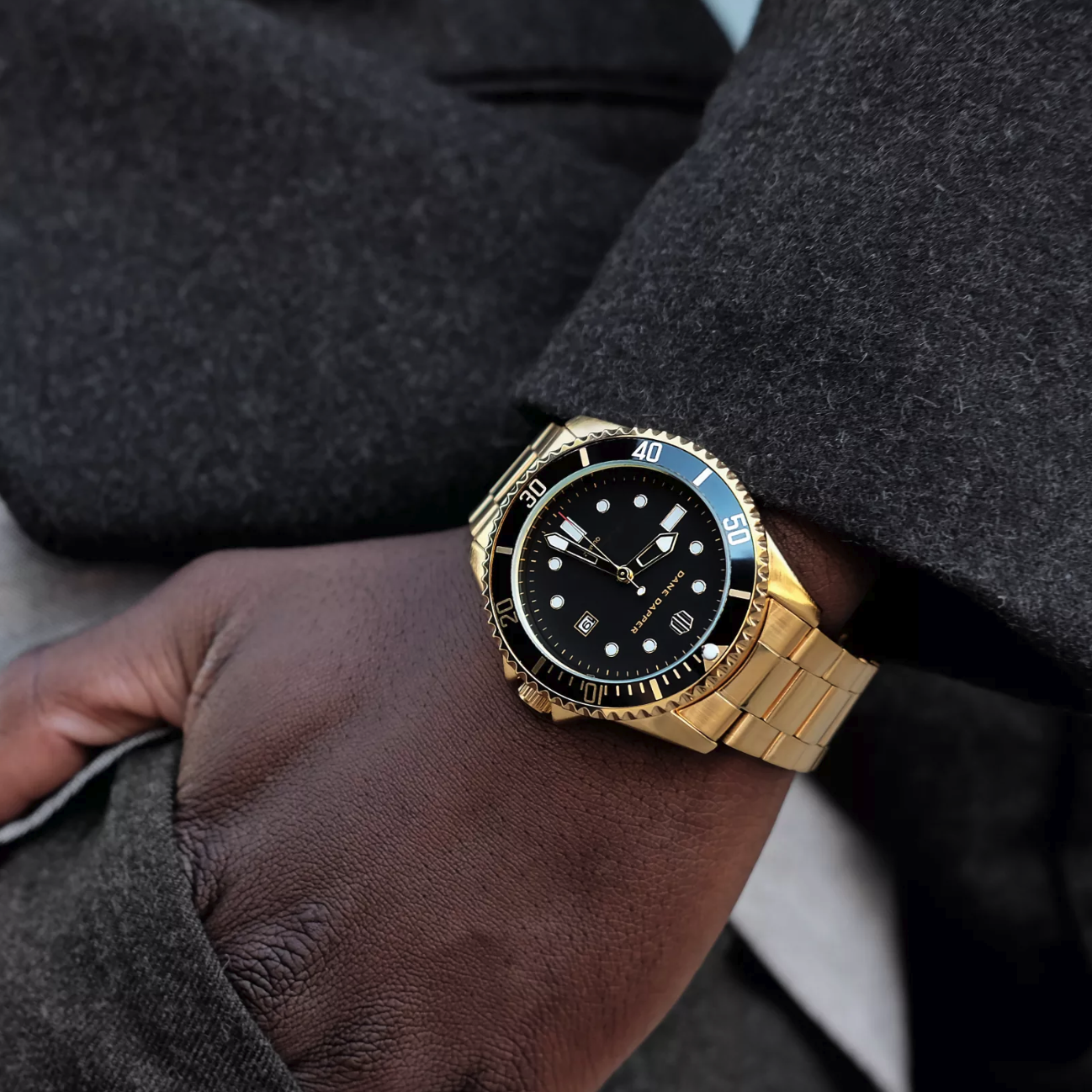 Goudkleurig Mariner Horloge & Impeccable Armband & Kunstleren Horlogekistje - 6 horloges - 1