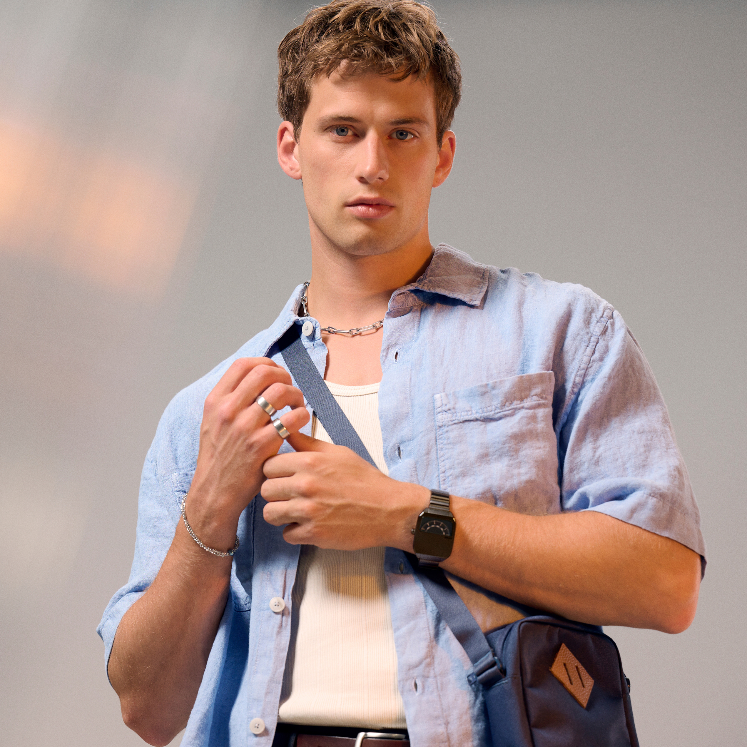 Hoc | Graue Edelstahluhr mit halbem Zifferblatt - 2