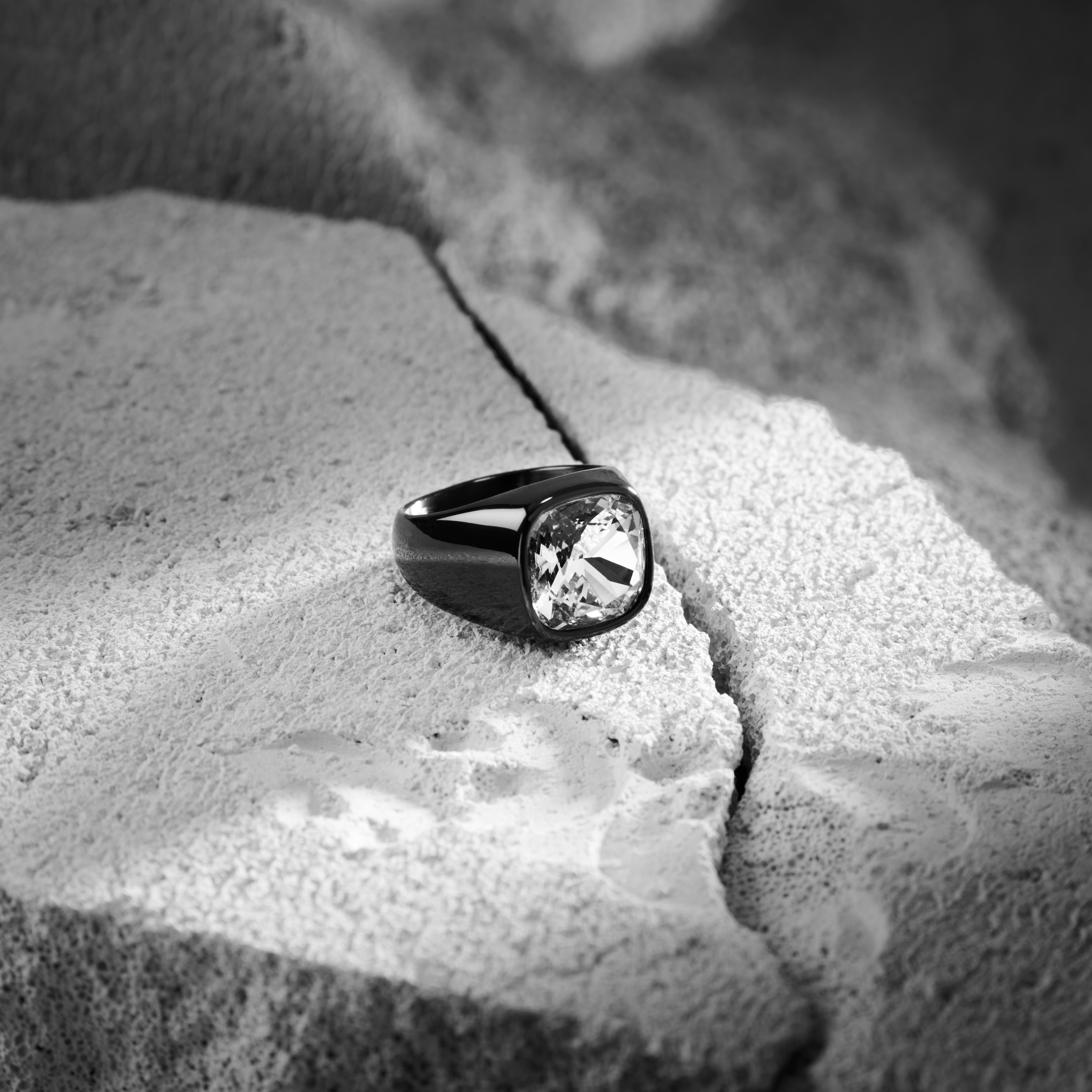 Len Crystal Gunmetal Gravel Ring - 3