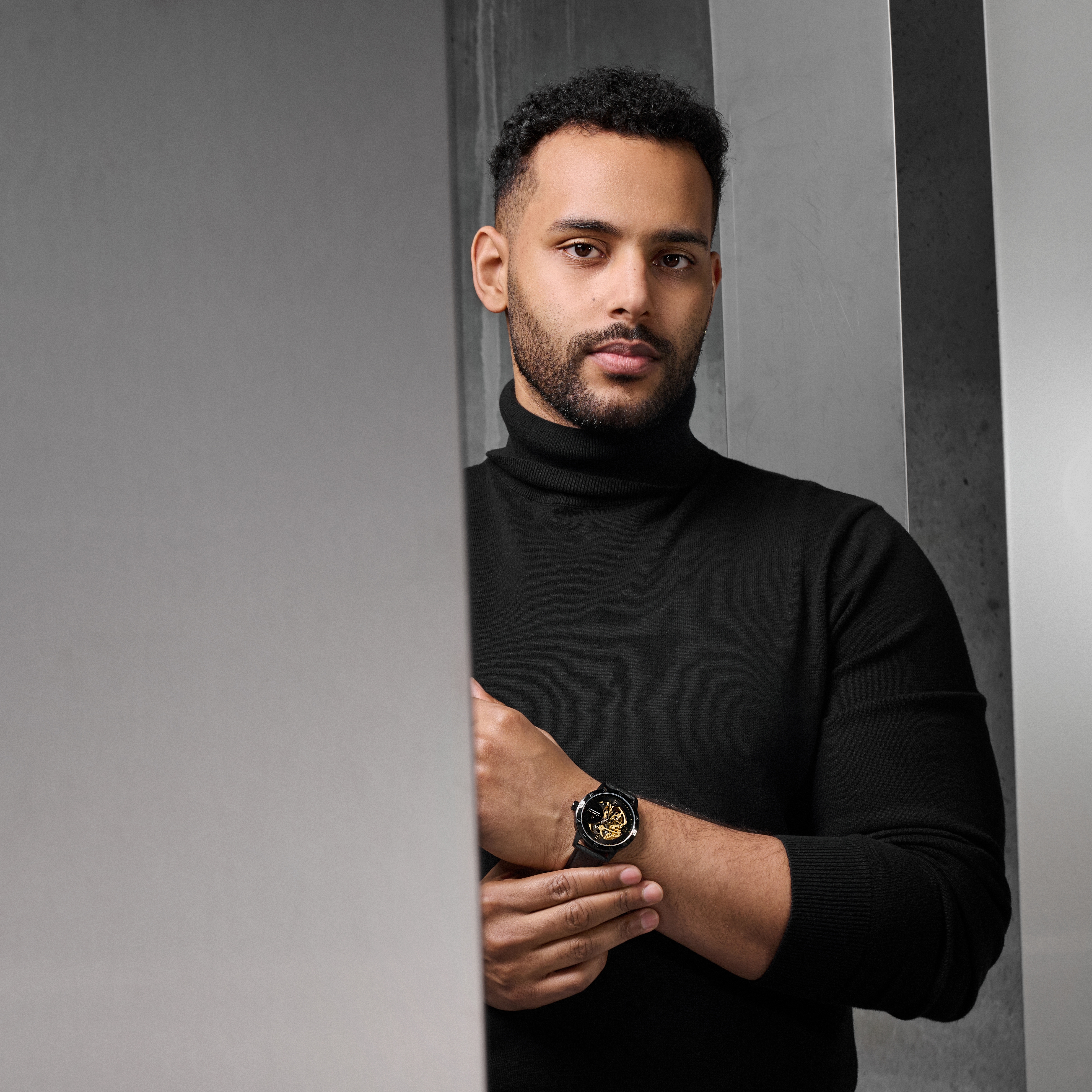 Dante II | Ceas auriu cu decupaj, cadran negru și curea din piele - 4