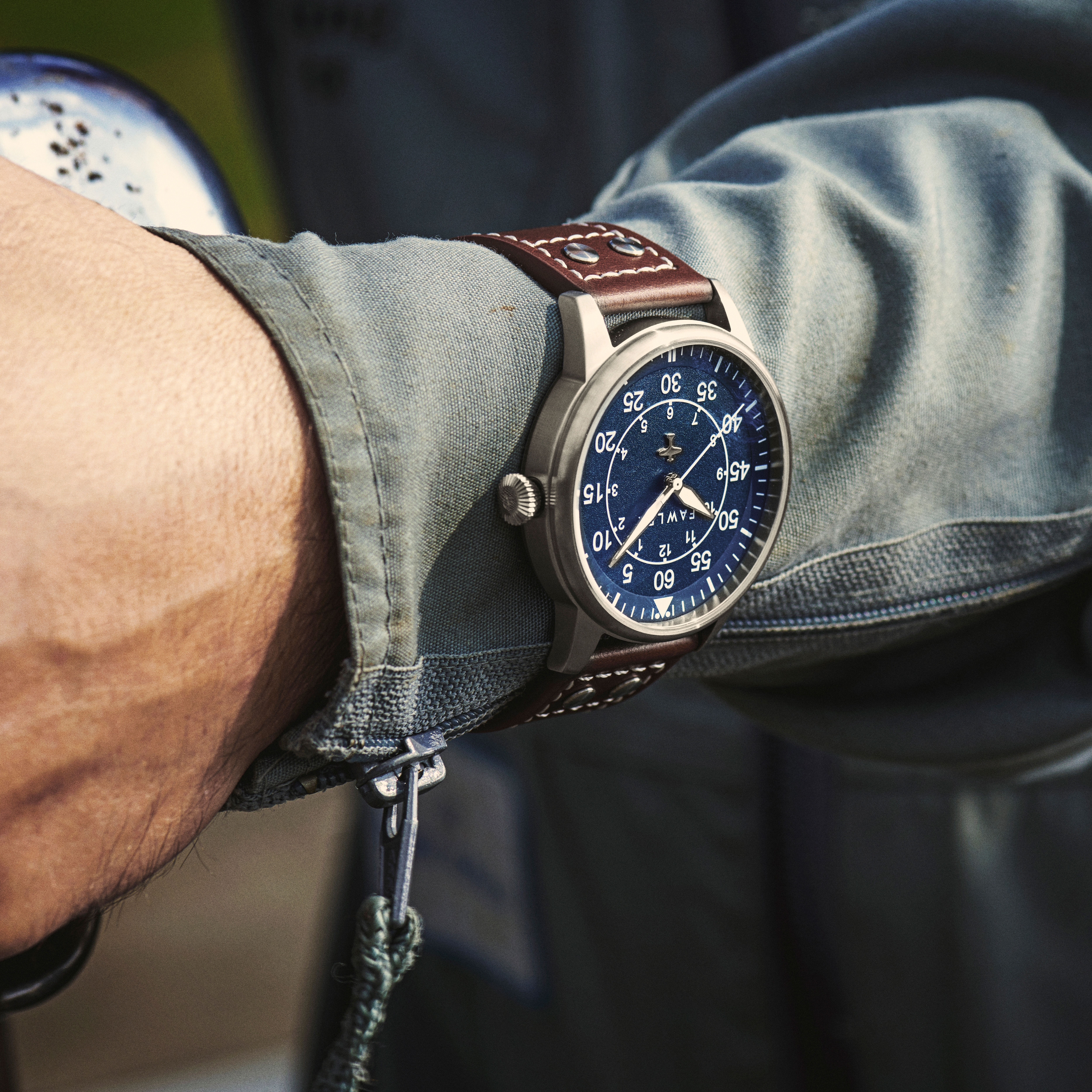 Apollo | Kék és ezüst tónusú rozsdamentes acél pilóta karóra - 2