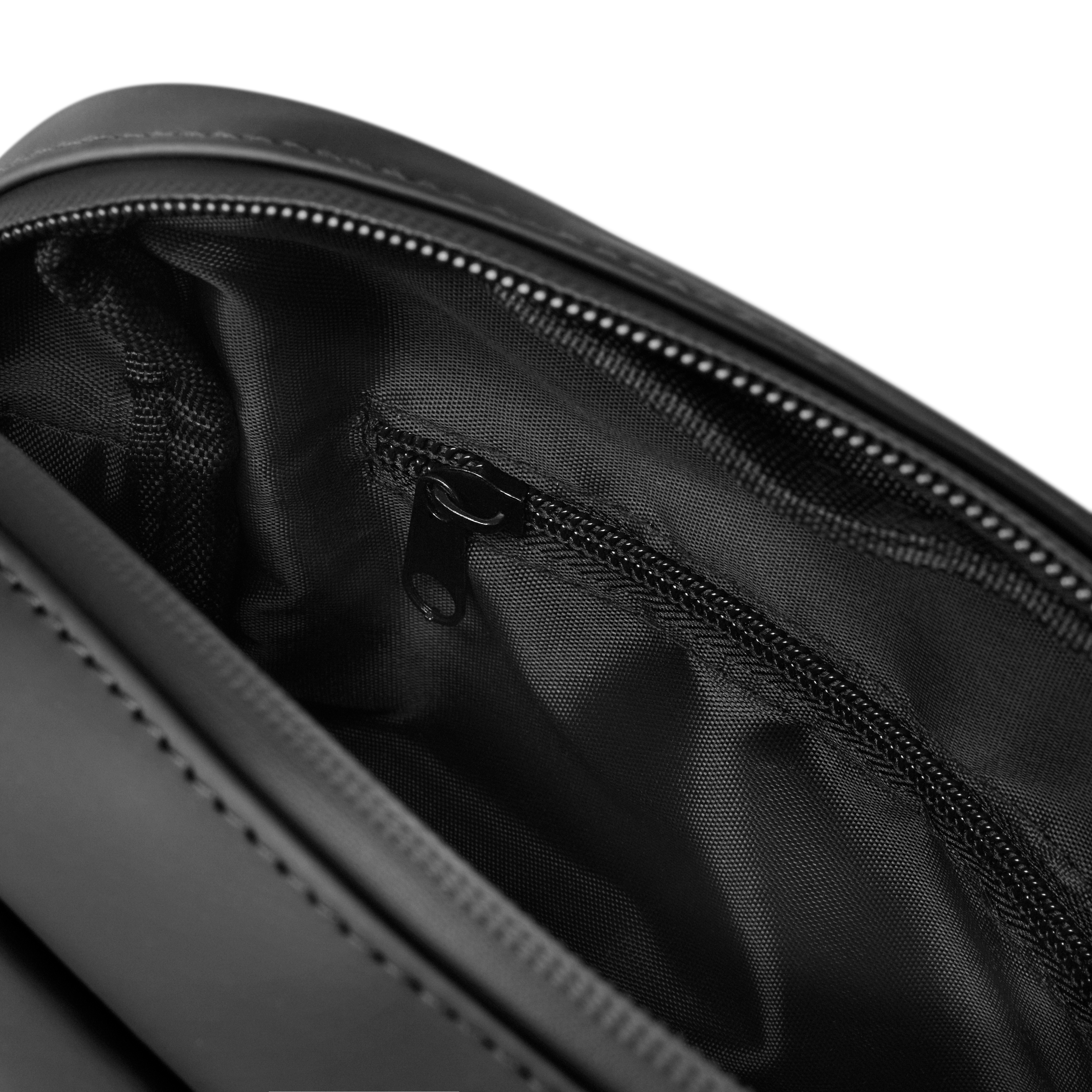 Horizon | Black Water Resistant Toiletry Bag - 4