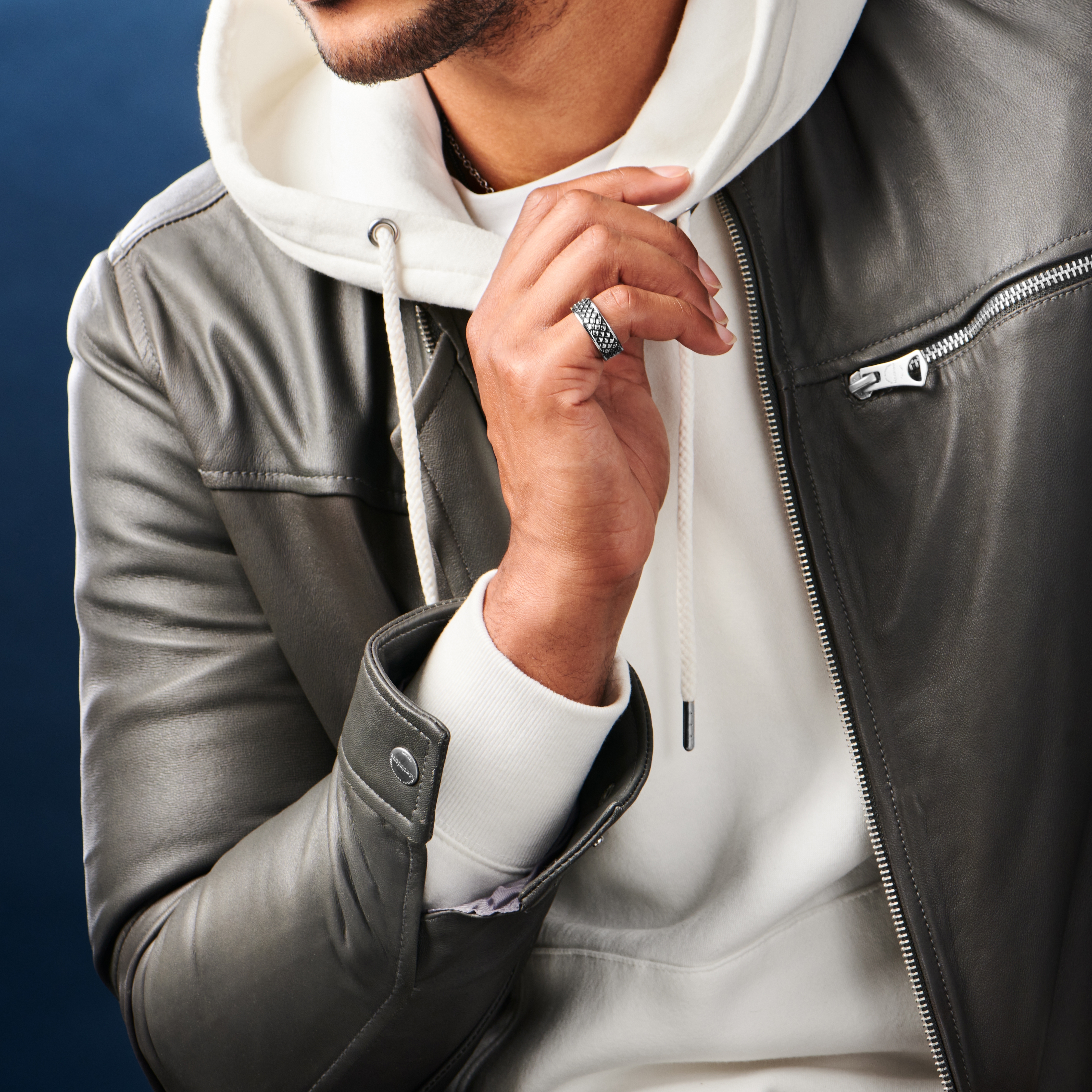 Anillo en acero y negro con escamas de dragón - 5