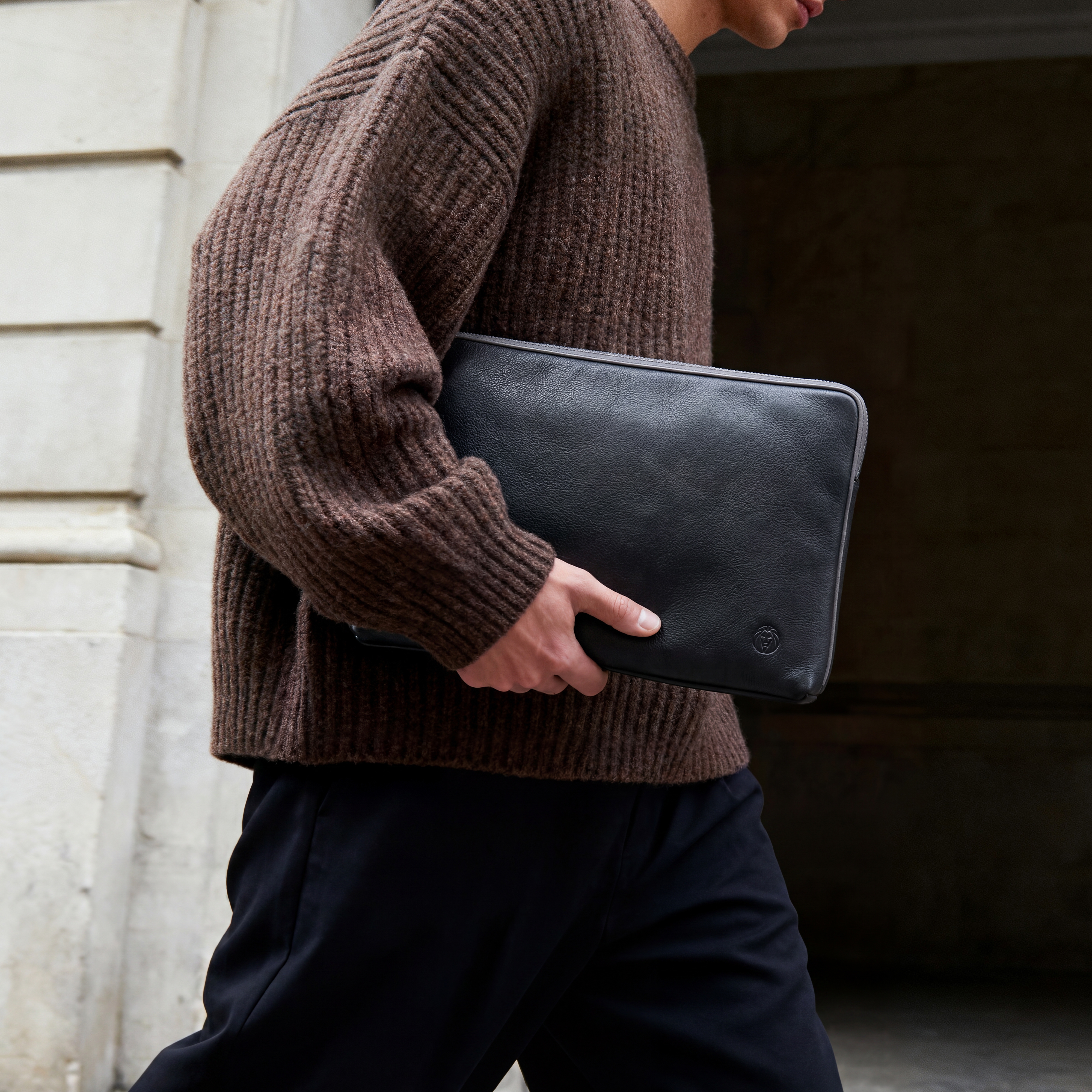 Funda para el portátil de cuero negro y gris Lou - 3