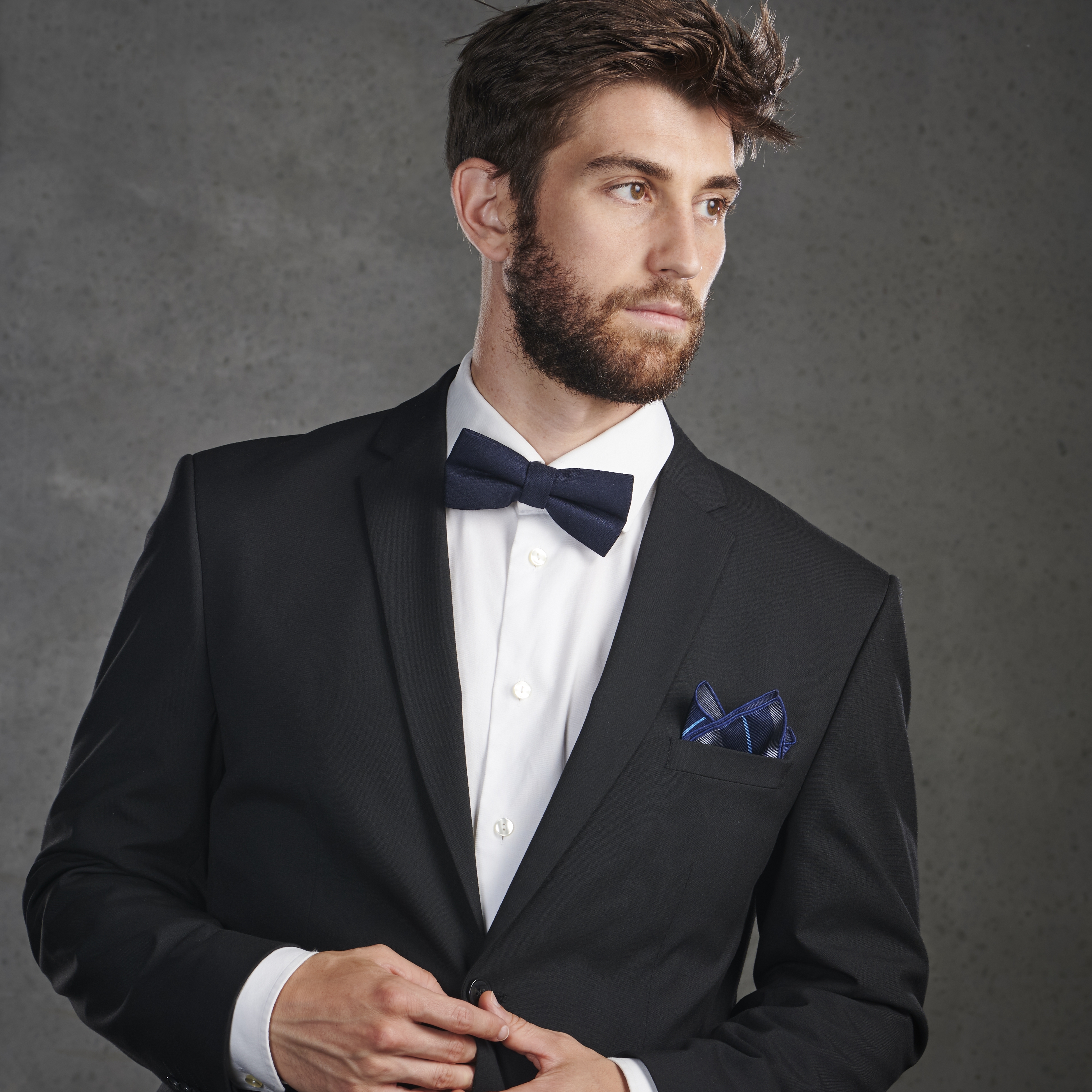 Grau & Blau Gestreiftes Marineblaues Seiden Einstecktuch - 4