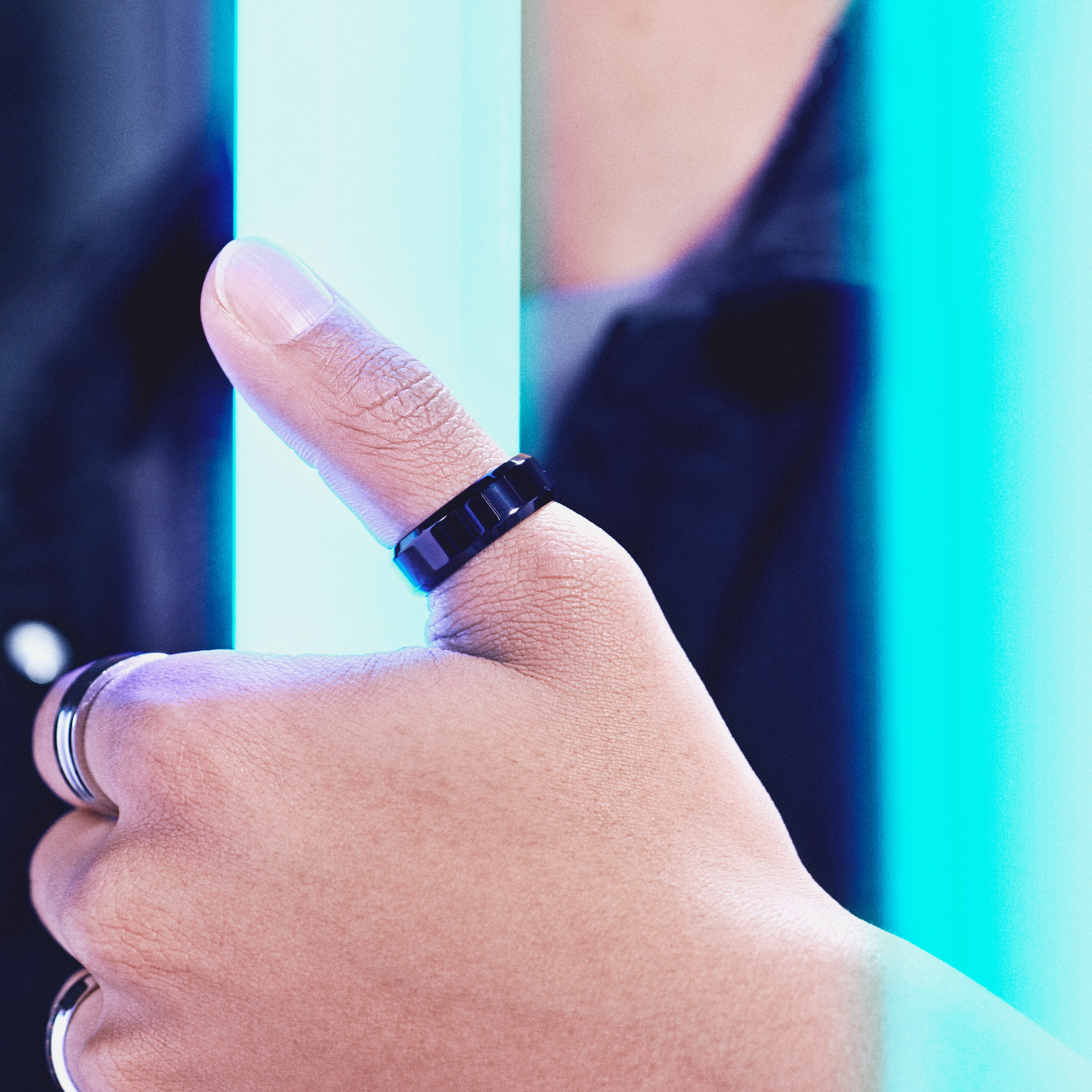 Ferrum | Черен полиран стоманен пръстен със скосени ръбове 8 мм - 2