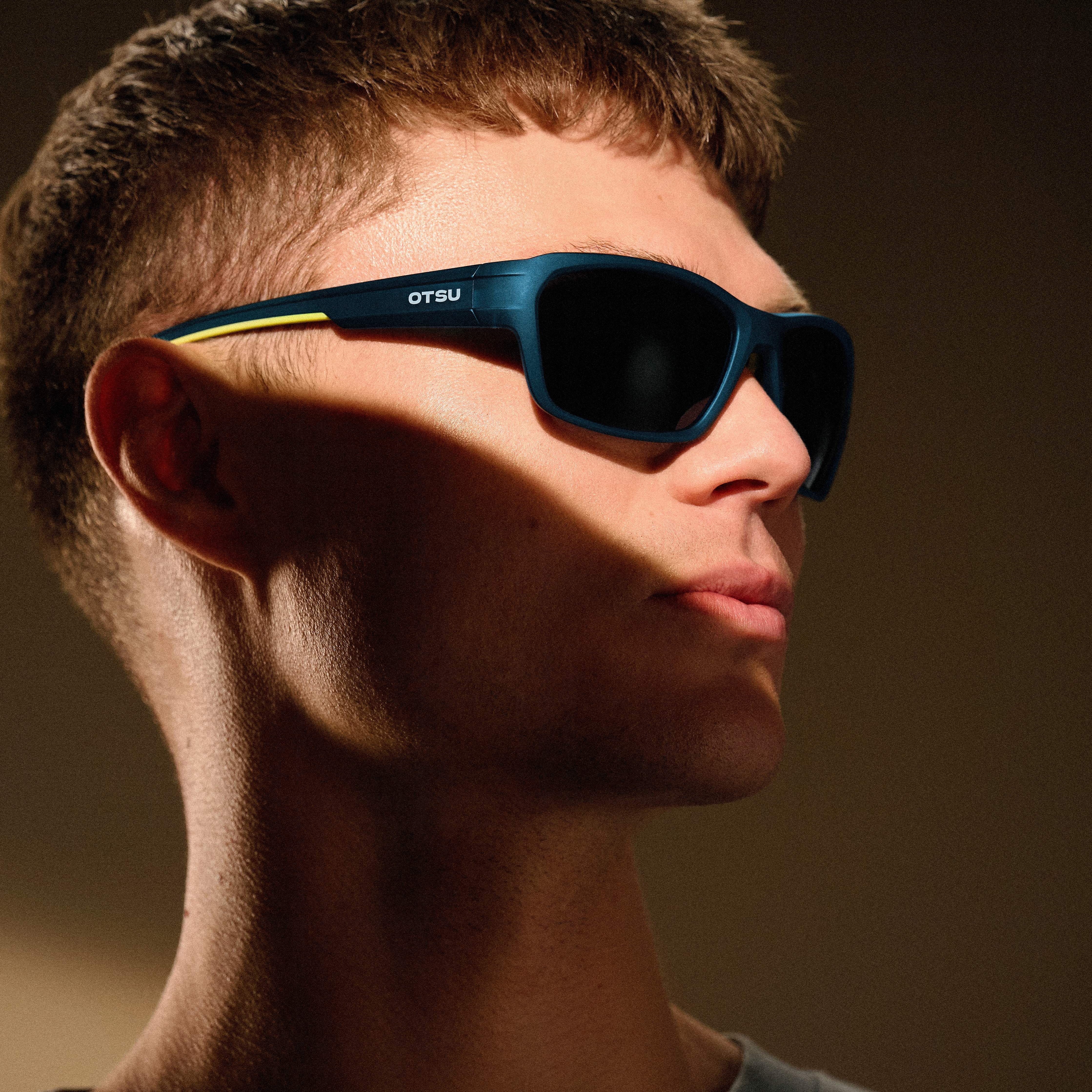 Polarised Navy Blue Sports Sunglasses with Black Lenses - 3