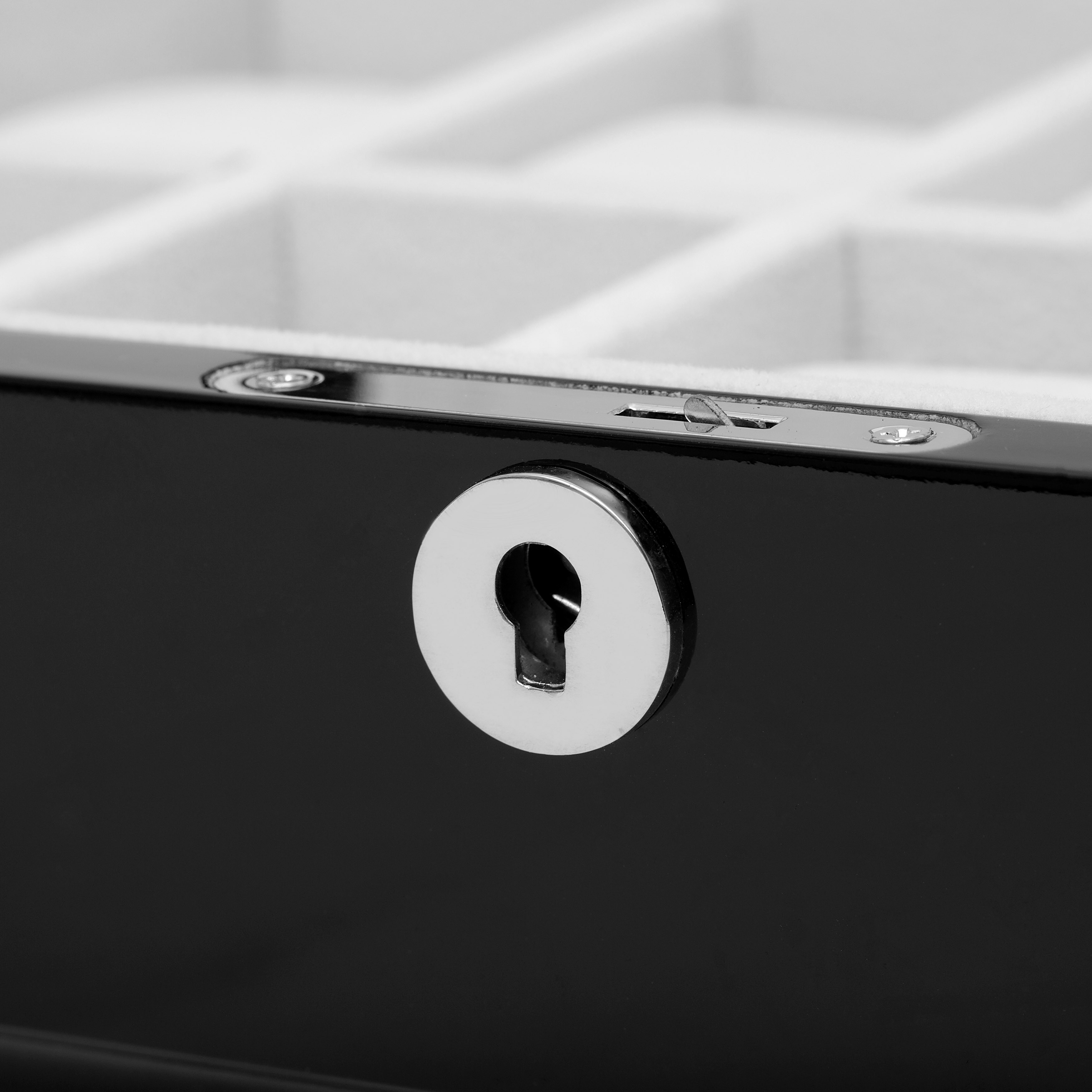 Zebratre Klokkekasse - 10 Klokker - 5