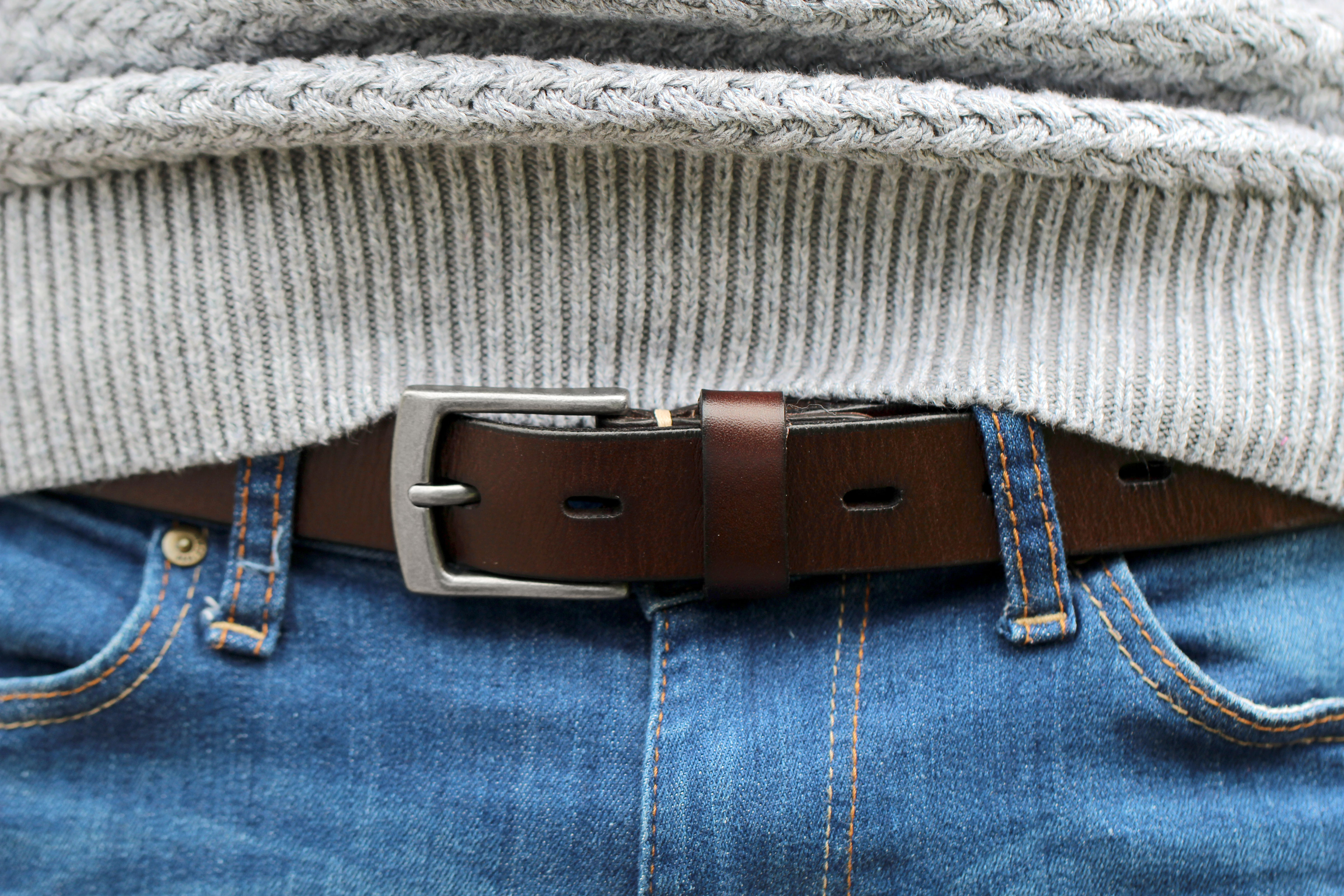 Smalt Valnøttbrunt Rawhide Skinnbelte - 5