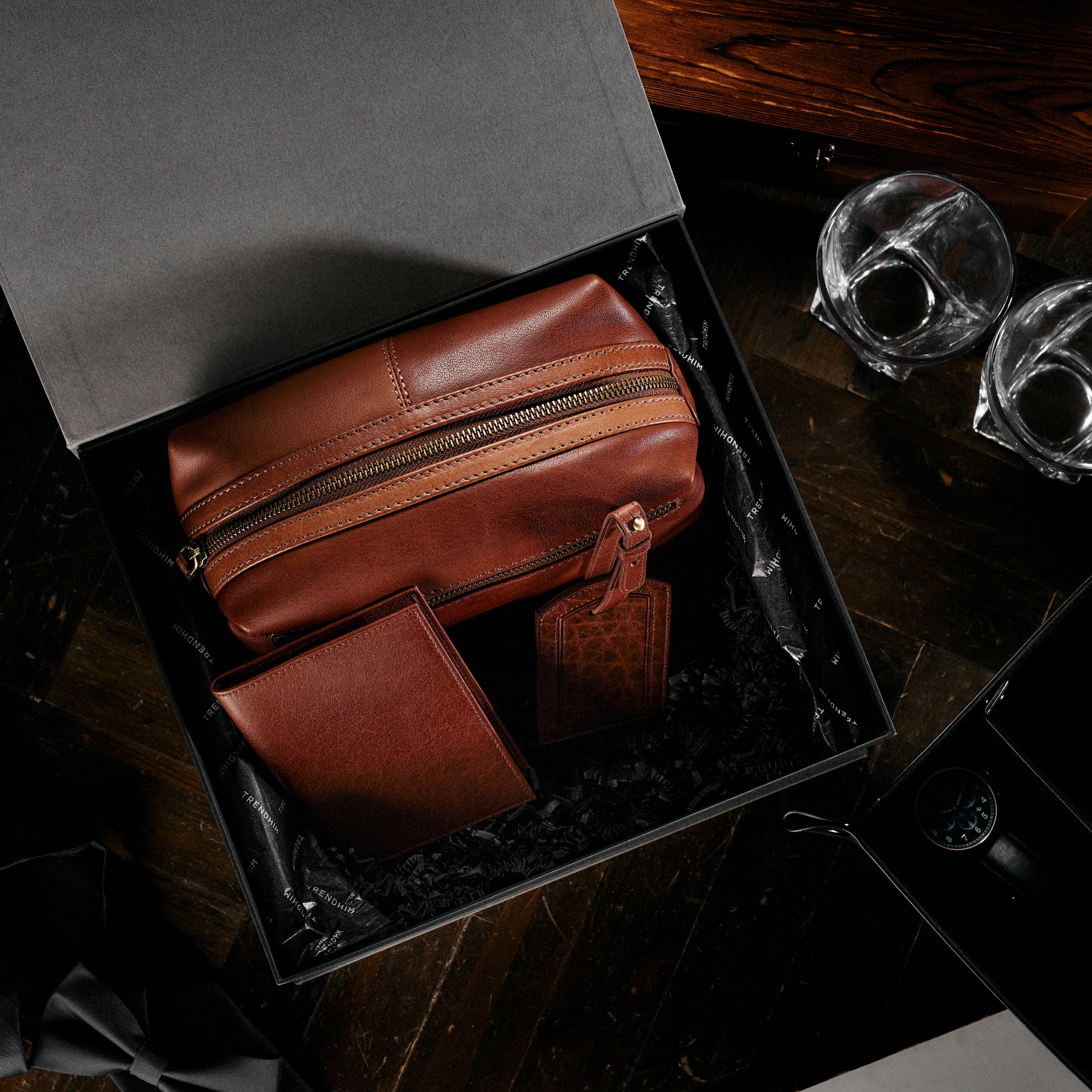 Deluxe Travel Gift Box | Brown Leather
