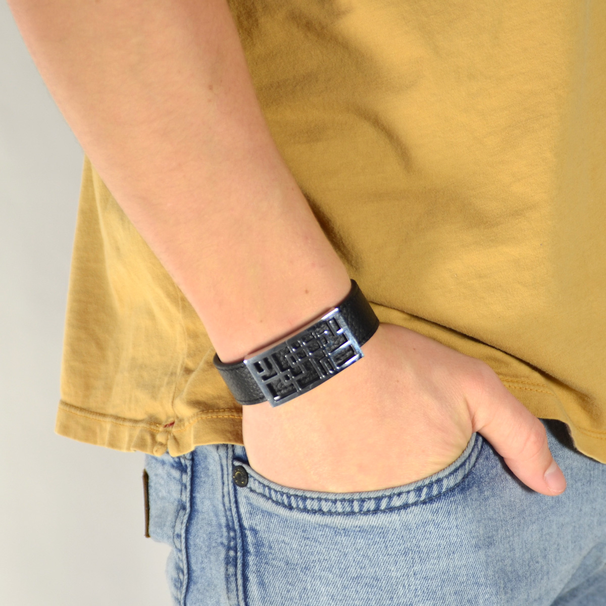Black Steel Pattern Leather Bracelet V1 - 3