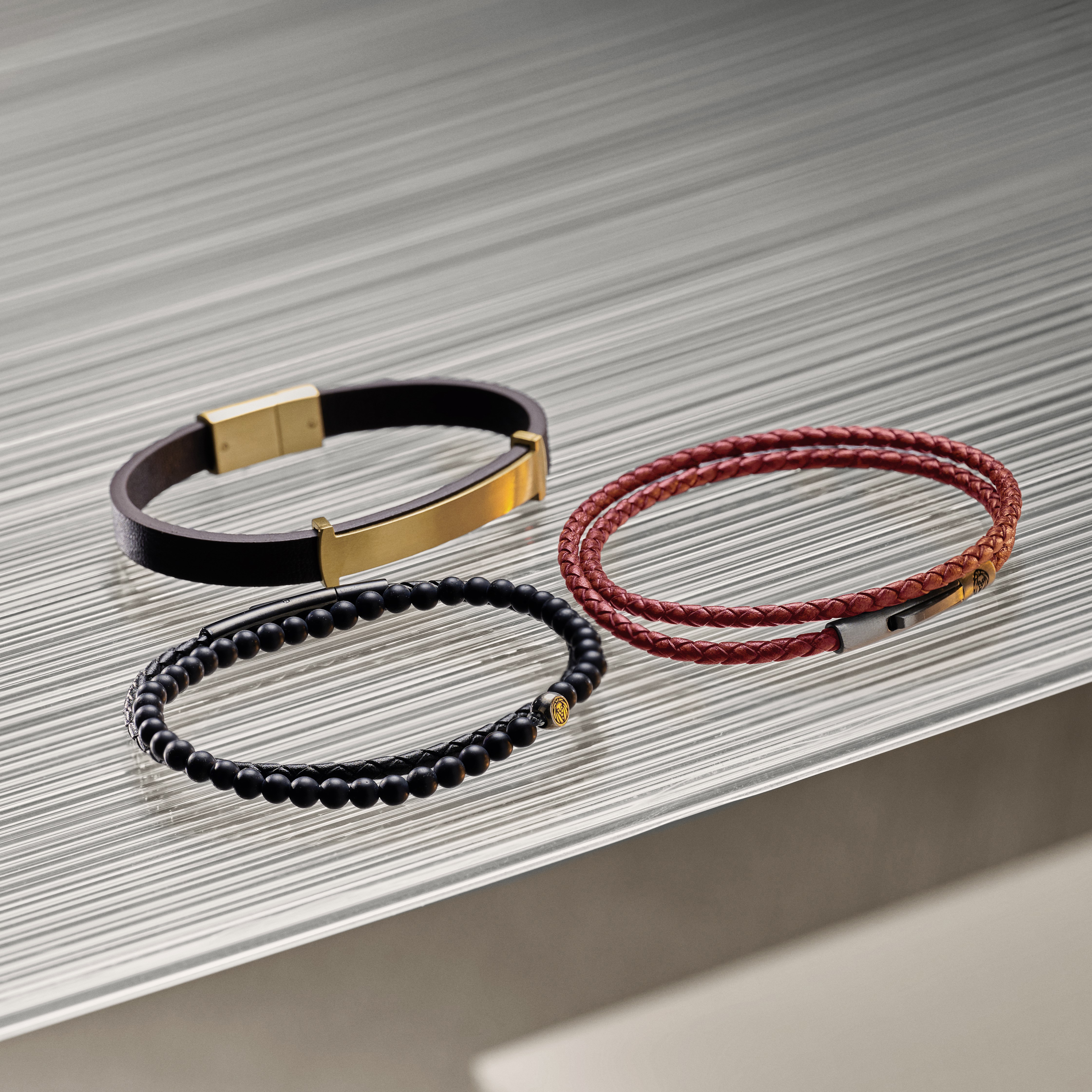 Collins | Pulseira para Enrolar em Pele Trançada Vermelha de 3 mm - 4