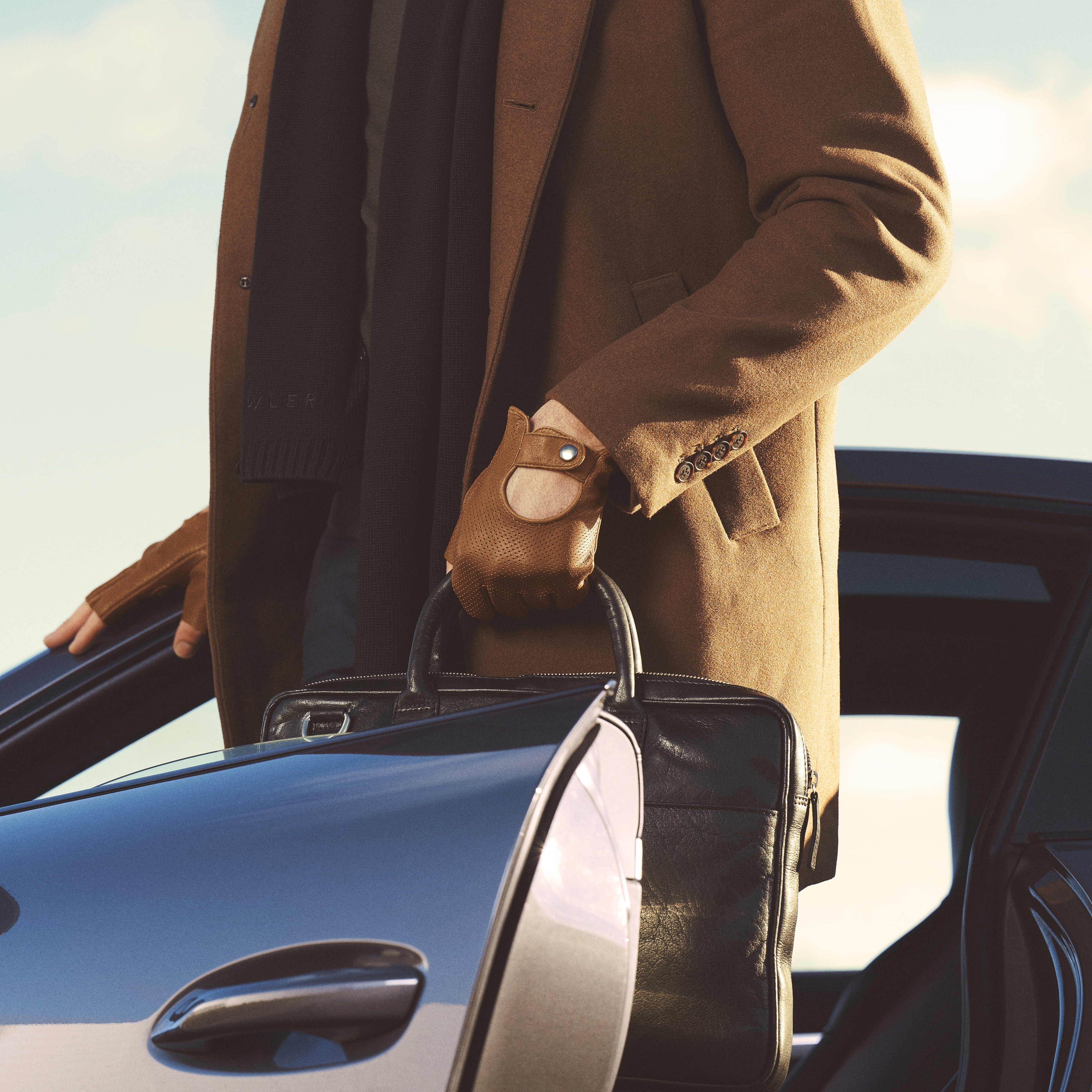 True Brown Fingerless Sheep Leather Driving Gloves - 6