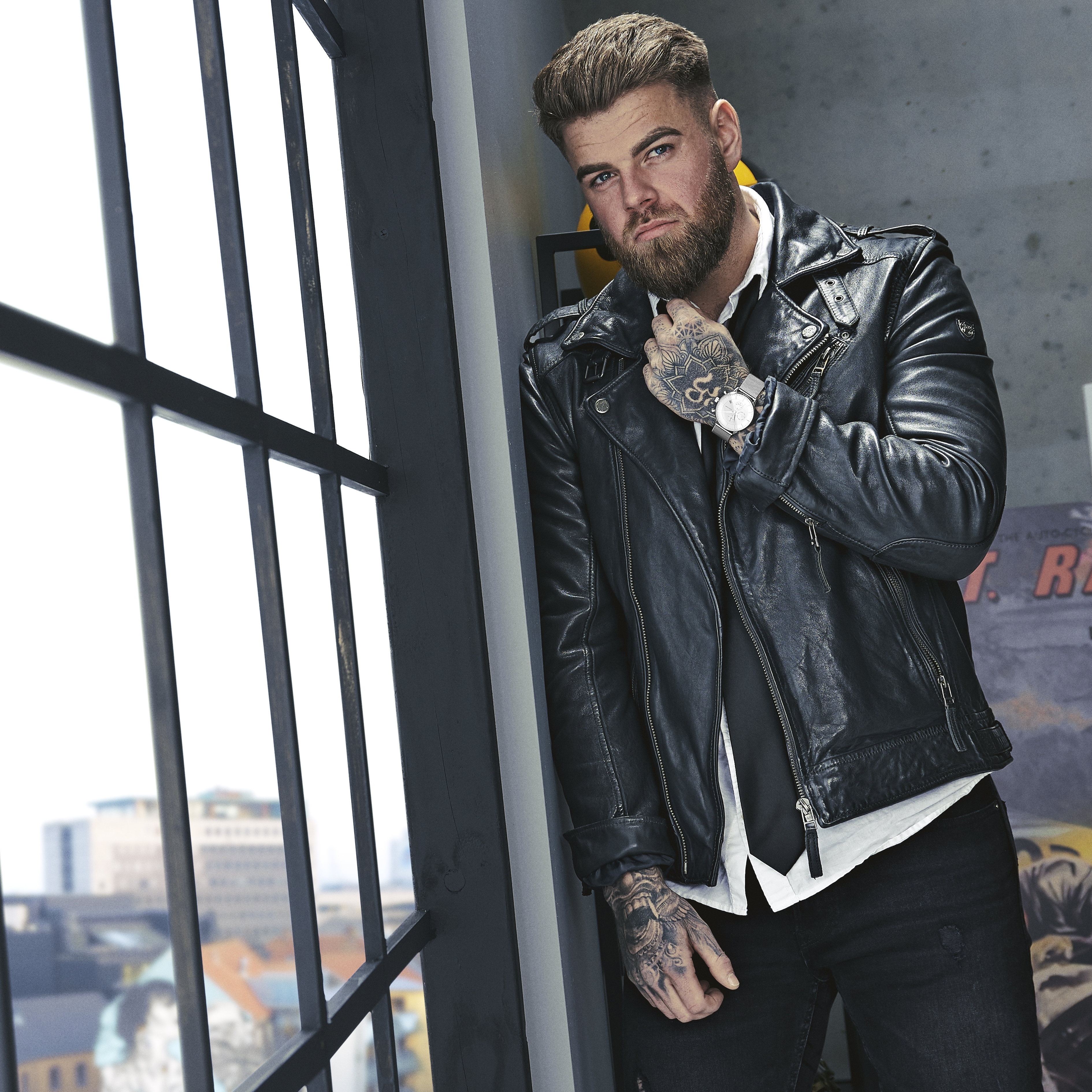 Ternion | Montre à double fuseau horaire en acier inoxydable blanc et argenté - 5