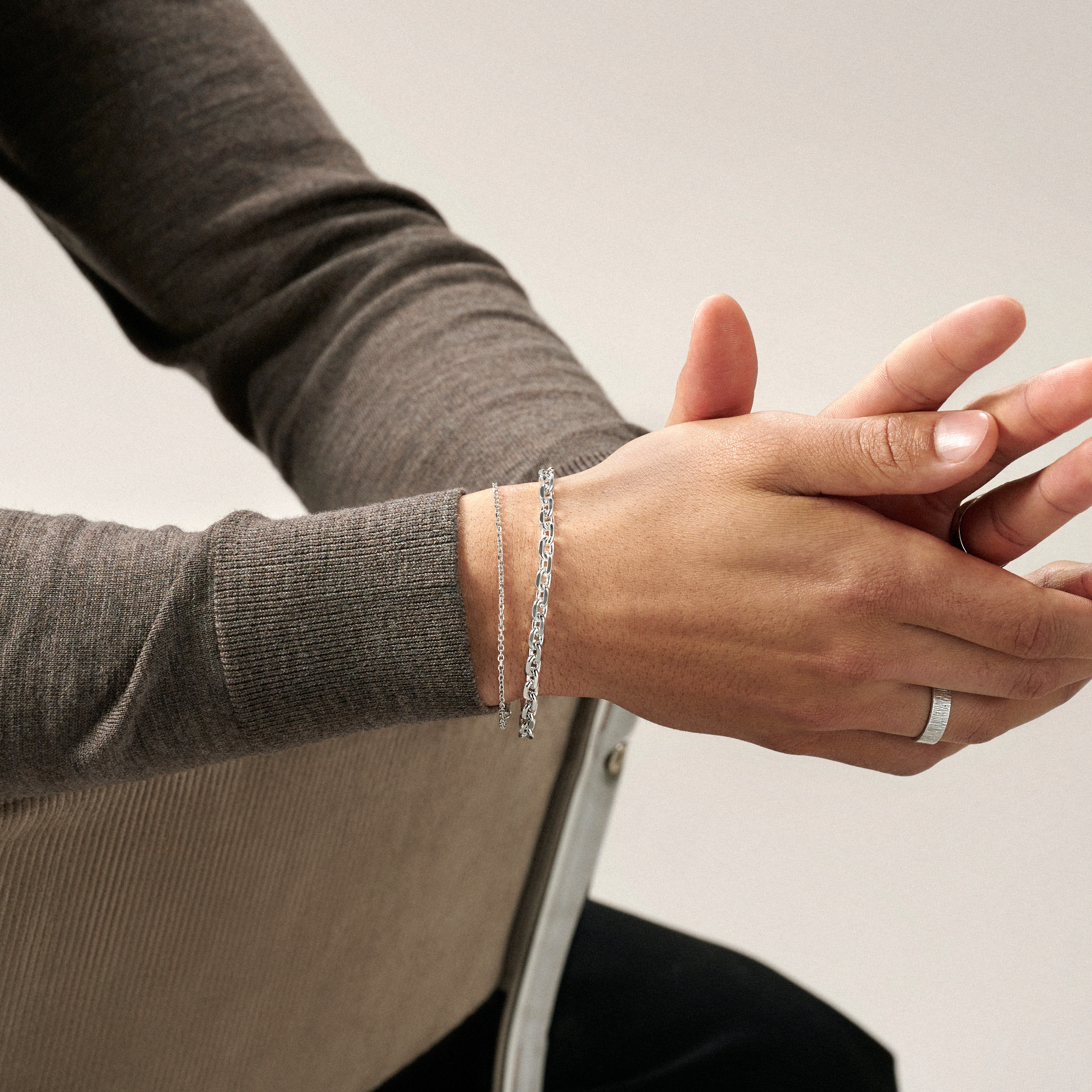 Argentia | 925s | Pulsera de cadena cable de plata de ley chapada en rodio de 2 mm - 2