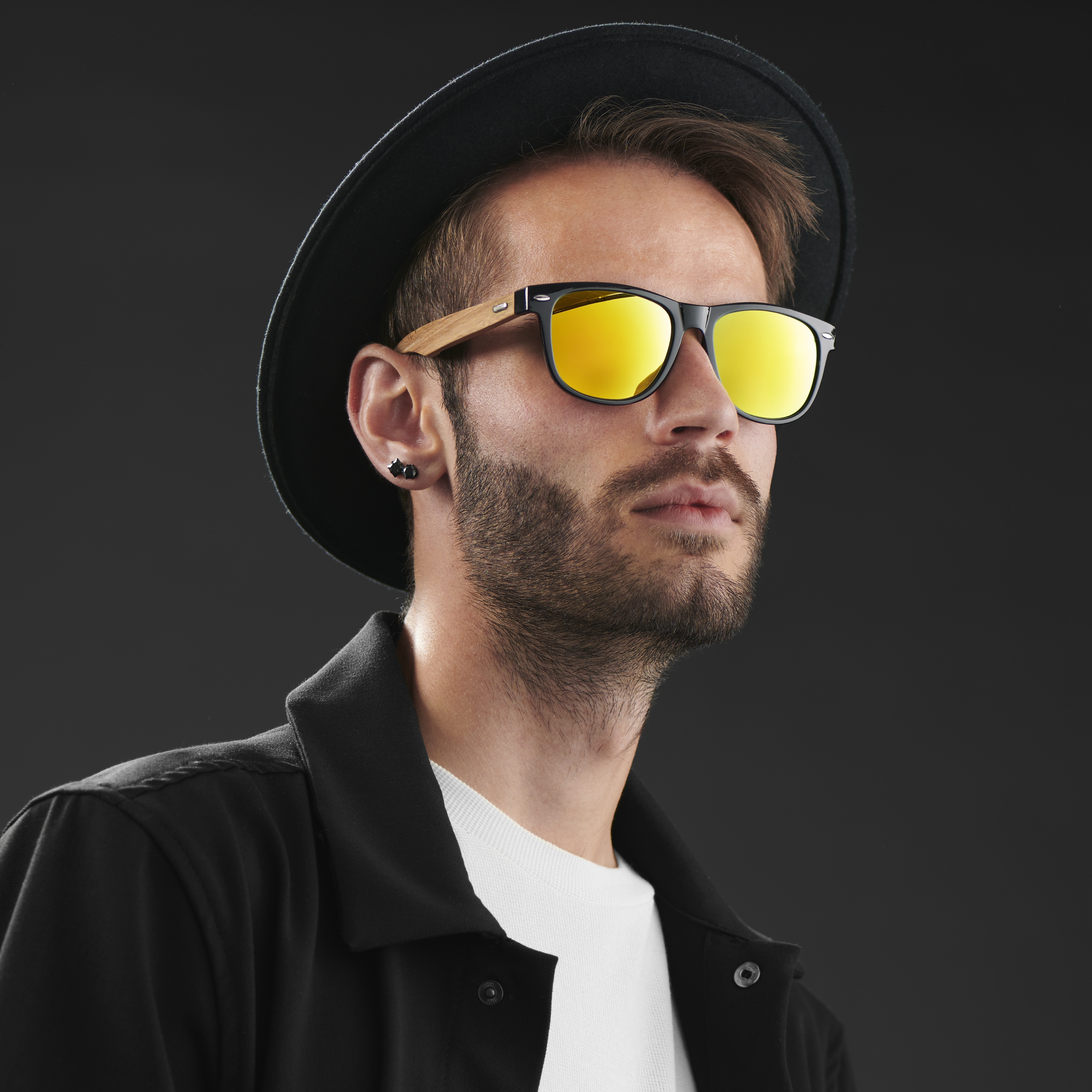 Ochelari de soare negri cu lentile oglindite și brațe din lemn de Zebrano roșu - 5