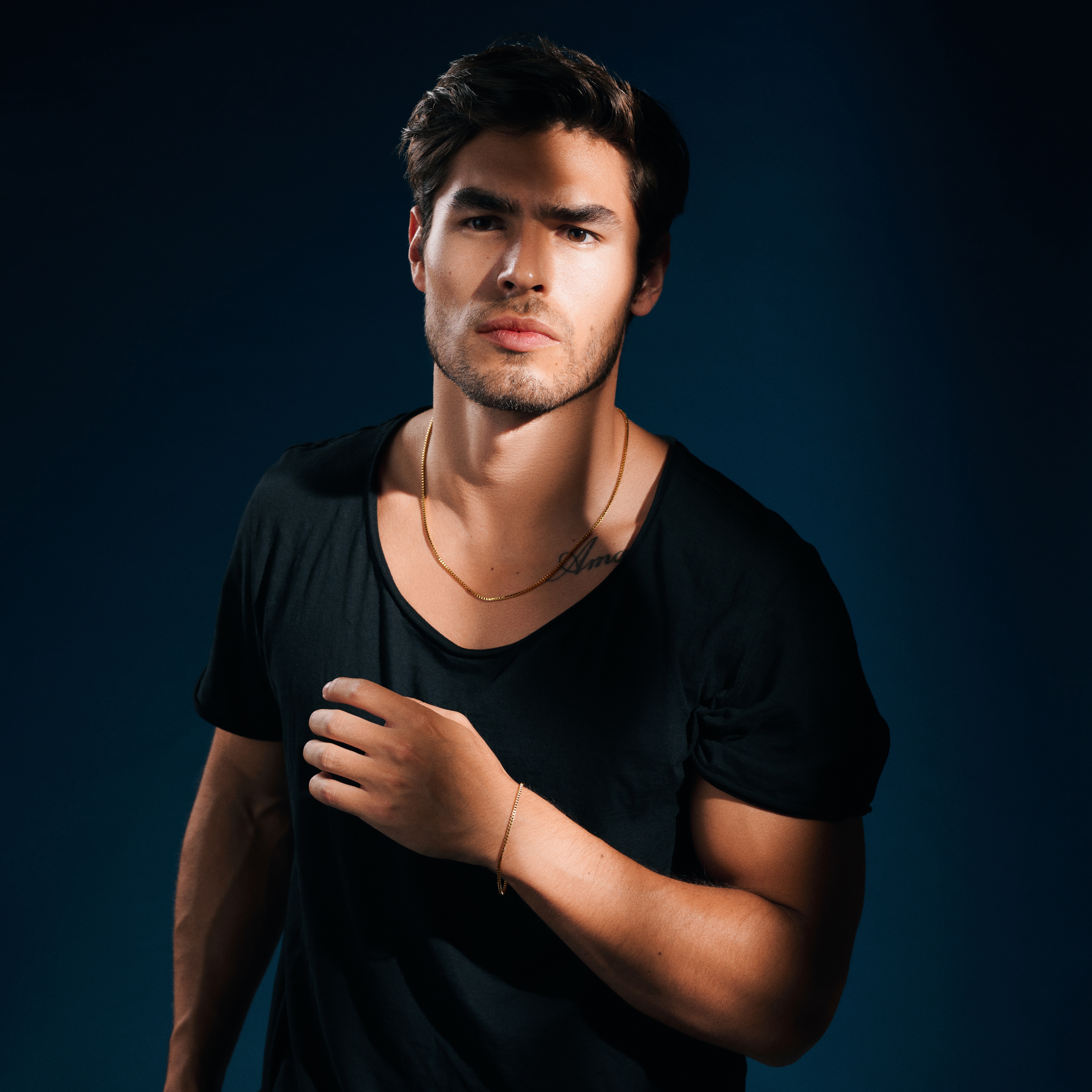 Essentials | Bracciale a catena quadrata da 2 mm color oro - 2