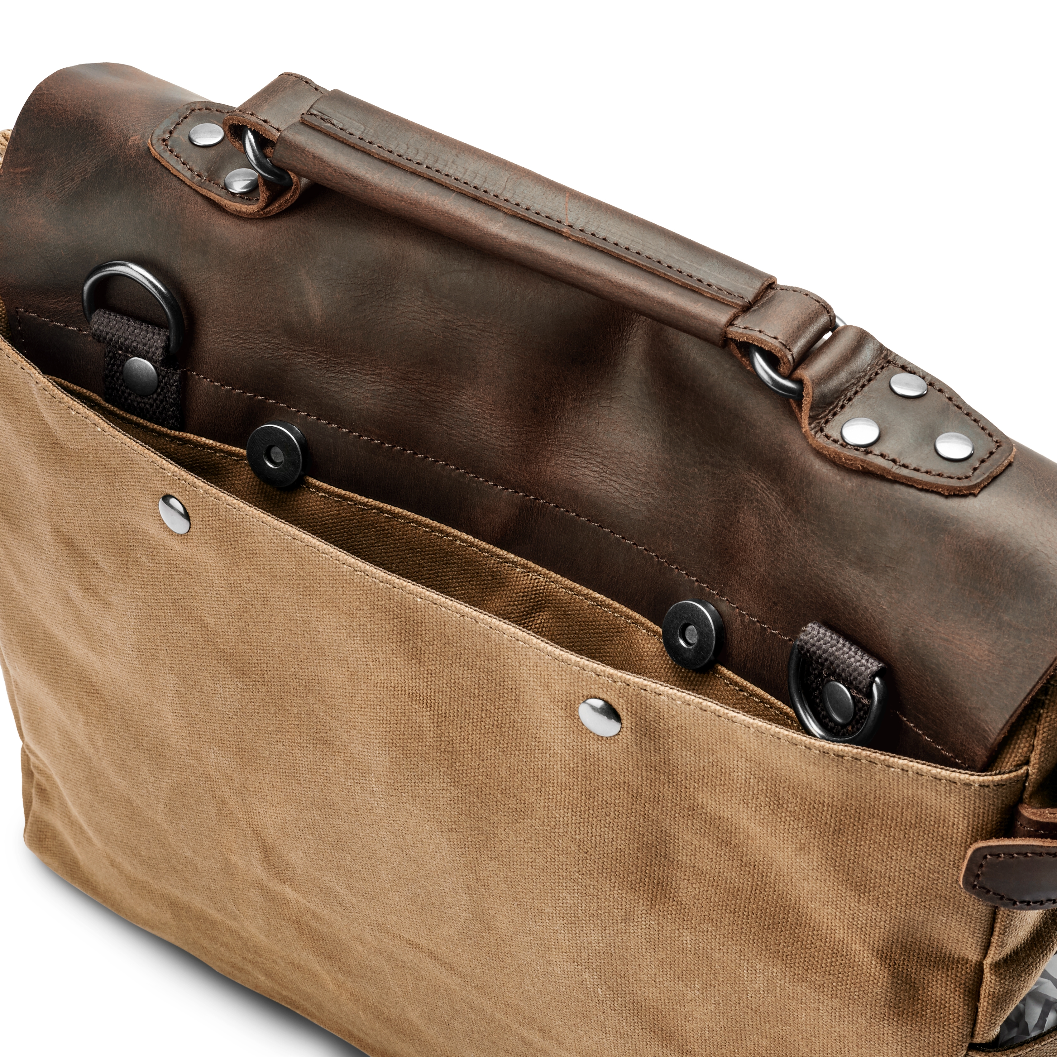 Lysebrun Messenger Bag i Vintage Stil - 10