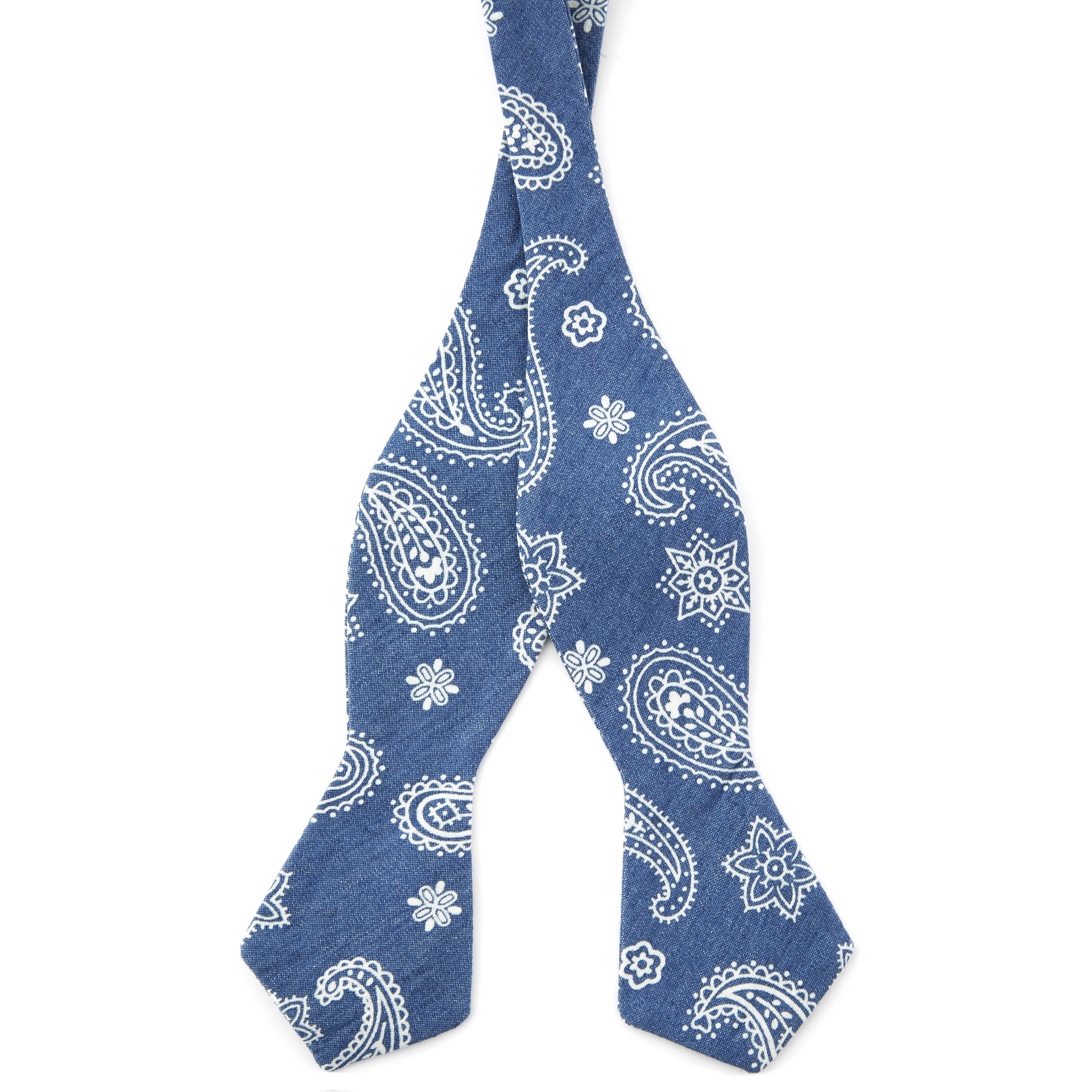 Blå och Vit Paisleymönstrad Oknuten Fluga - 1