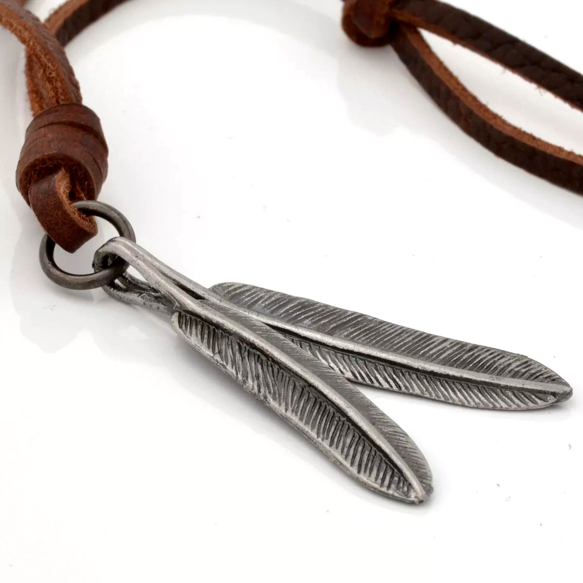 Collana con due piume - 2