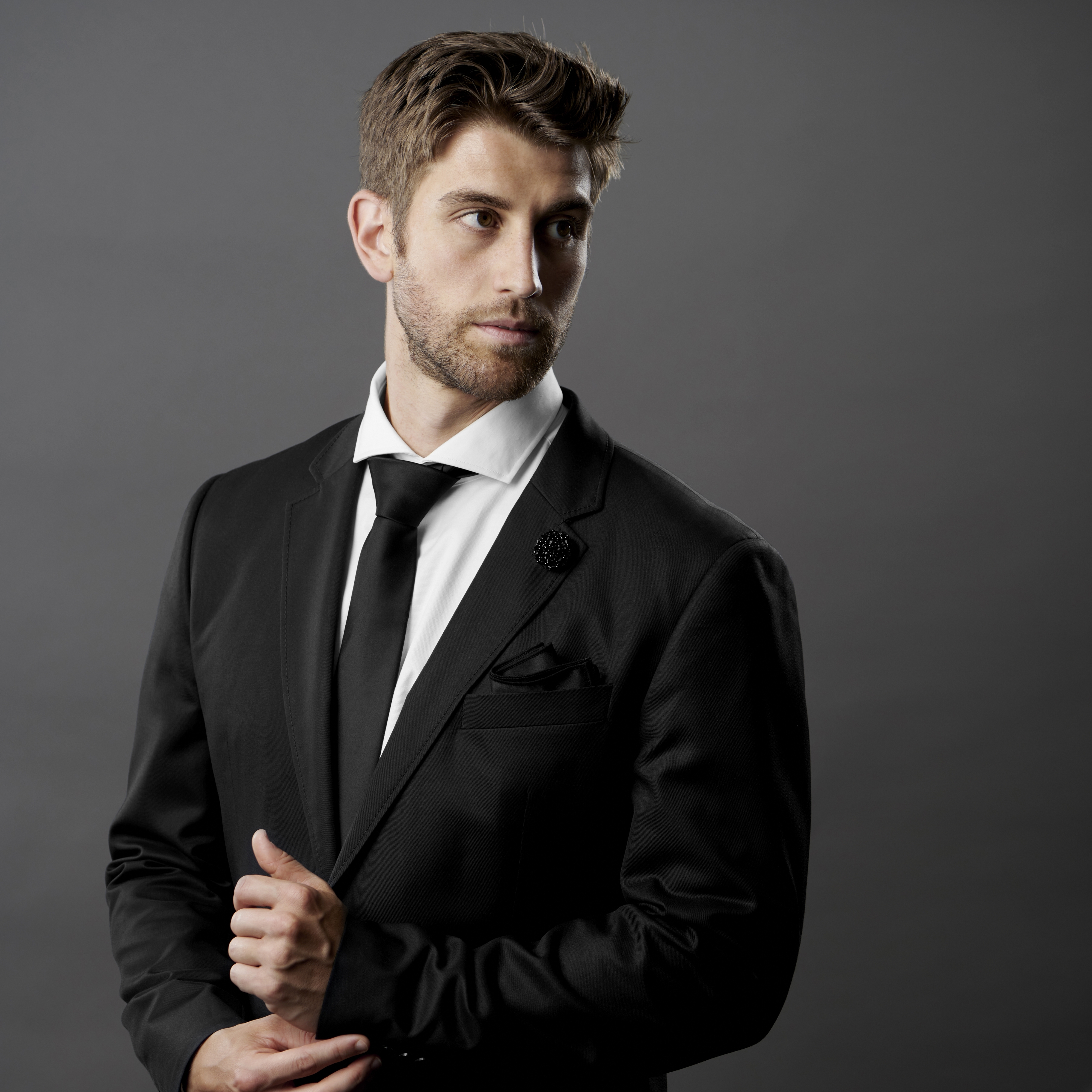 Polierte Schwarze Blumen Reversnadel - 4