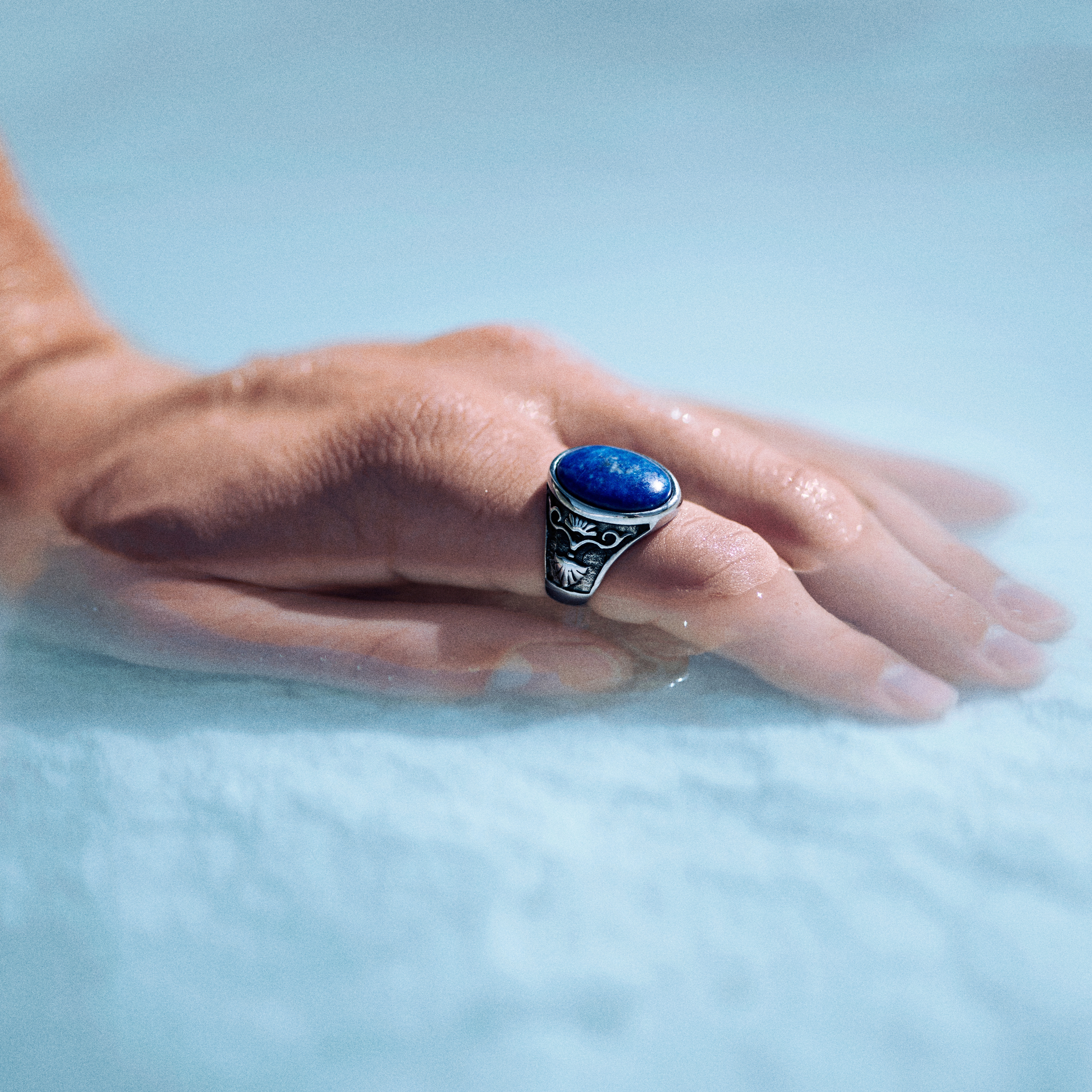 【関税込み】Atlantis Ring in Blue PVC Atlantis | Lapis Lazuli Signet Ring | In stock! | Waykins