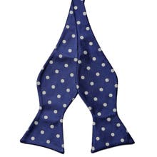 Selyem önkötő csokornyakkendők