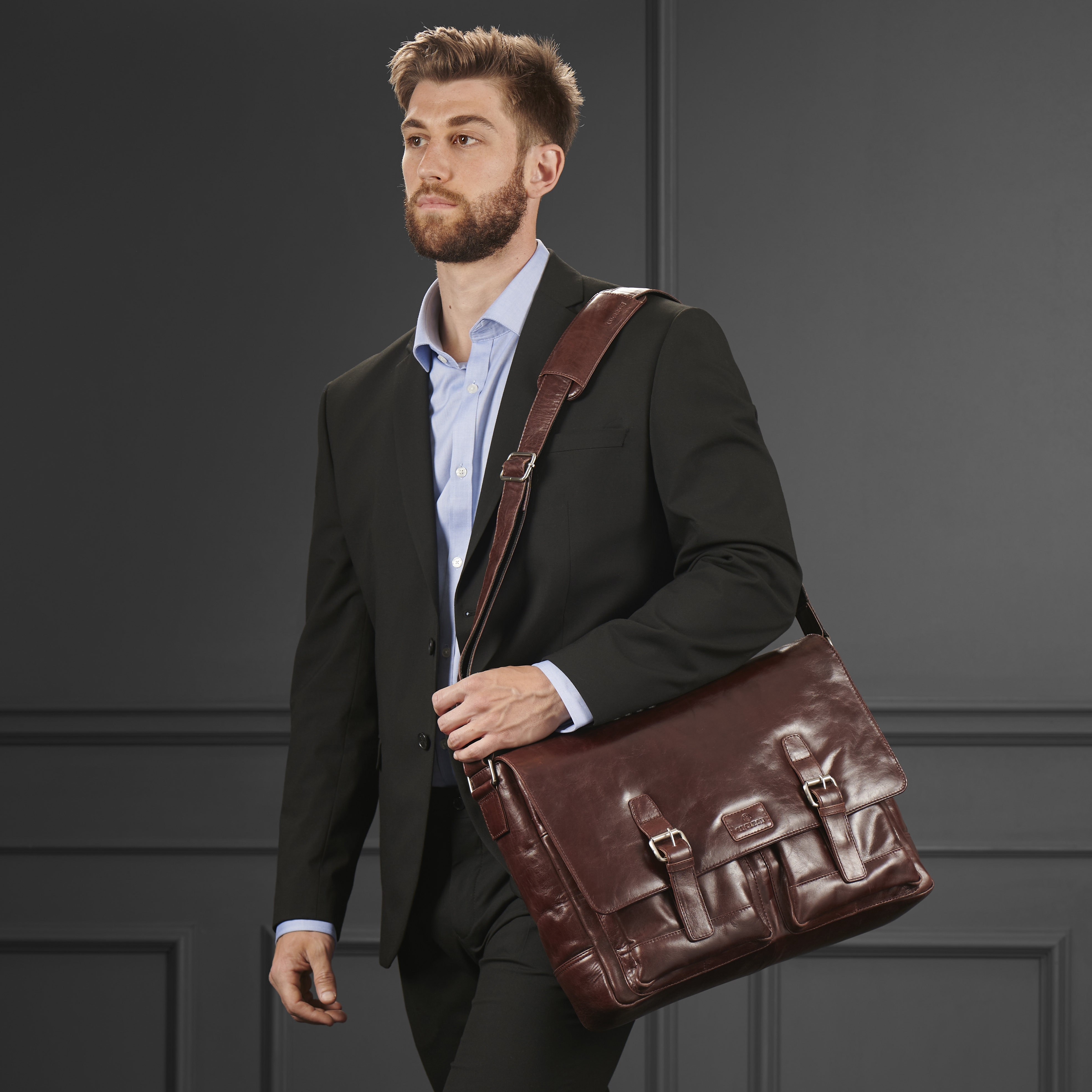 Sac Messenger Jasper en cuir marron  - 4